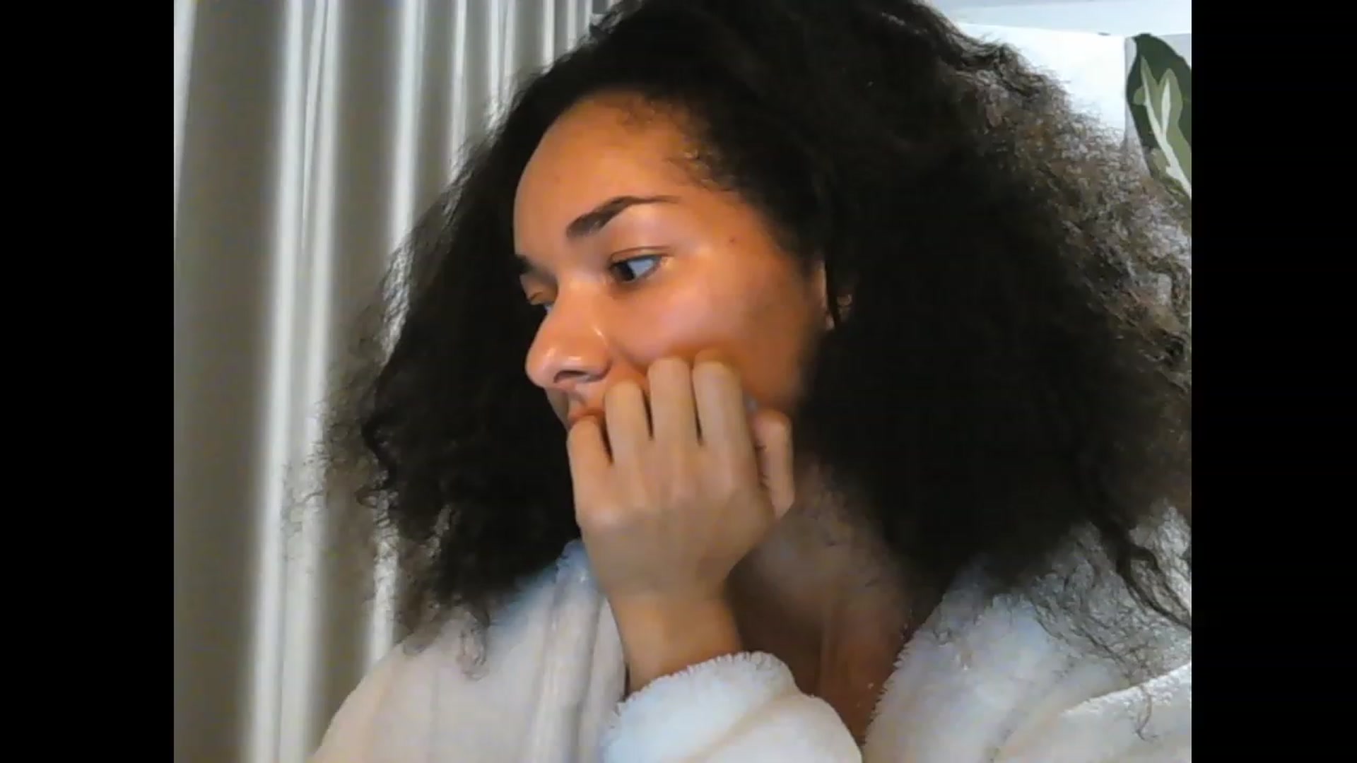Gallery image thumbnail from Carmel_Dee's myfreecams stream on, 11/18/2023, 09:22 image 2 of 20