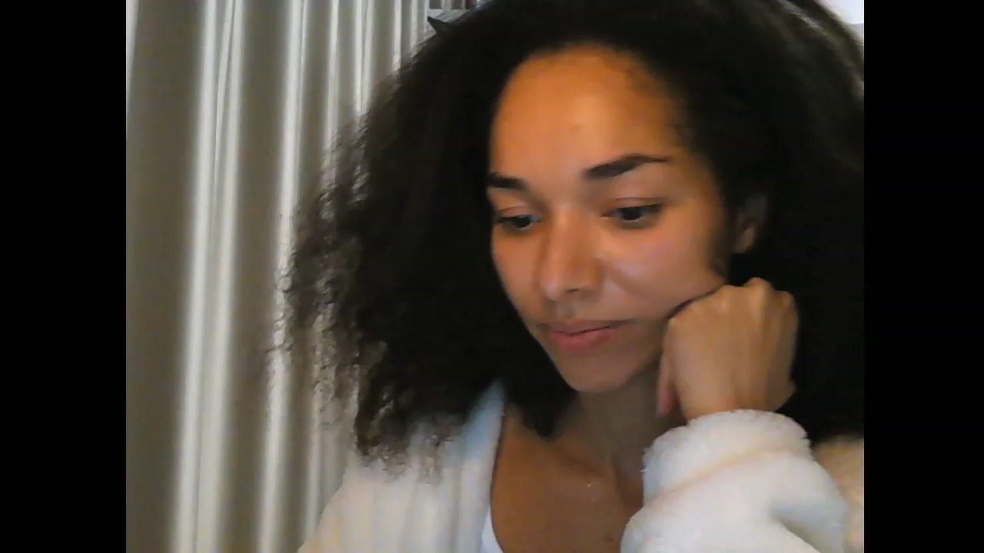 Gallery image thumbnail from Carmel_Dee's myfreecams stream on, 11/18/2023, 09:22 image 10 of 20