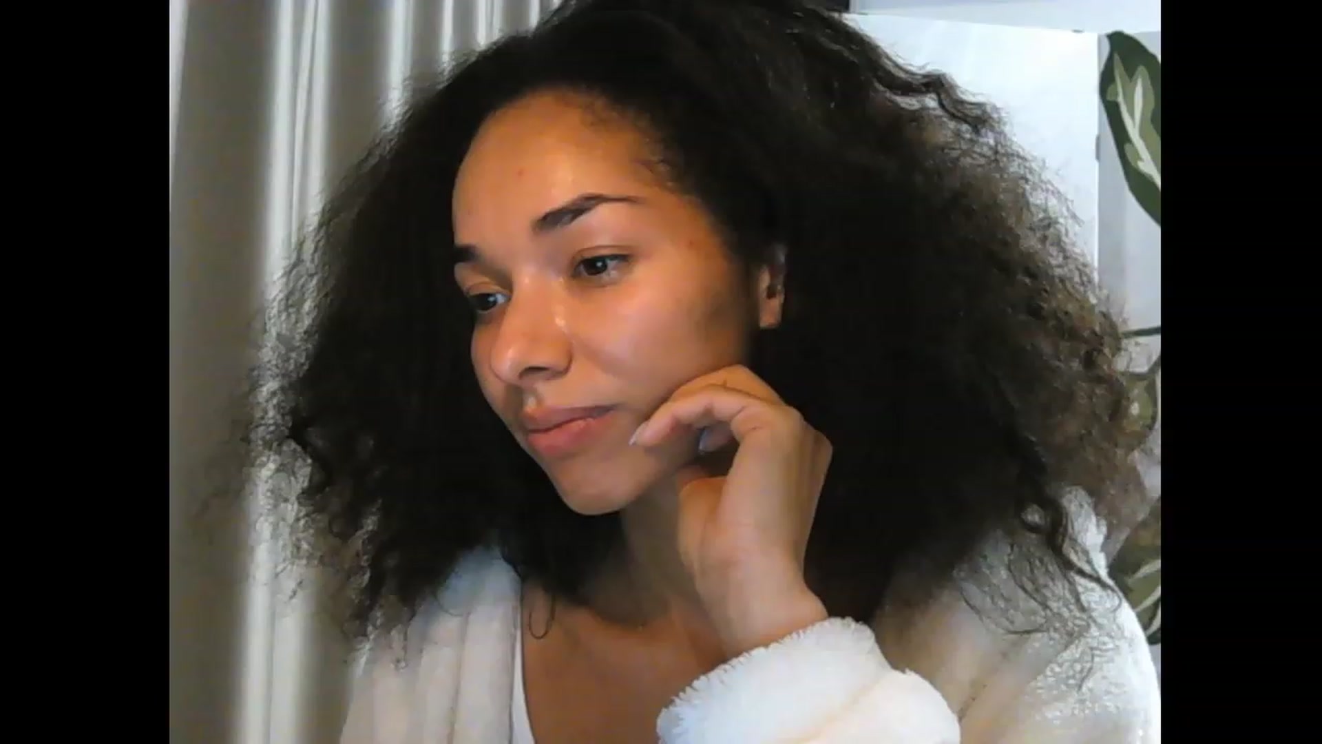 Gallery image thumbnail from Carmel_Dee's myfreecams stream on, 11/18/2023, 09:22 image 7 of 20