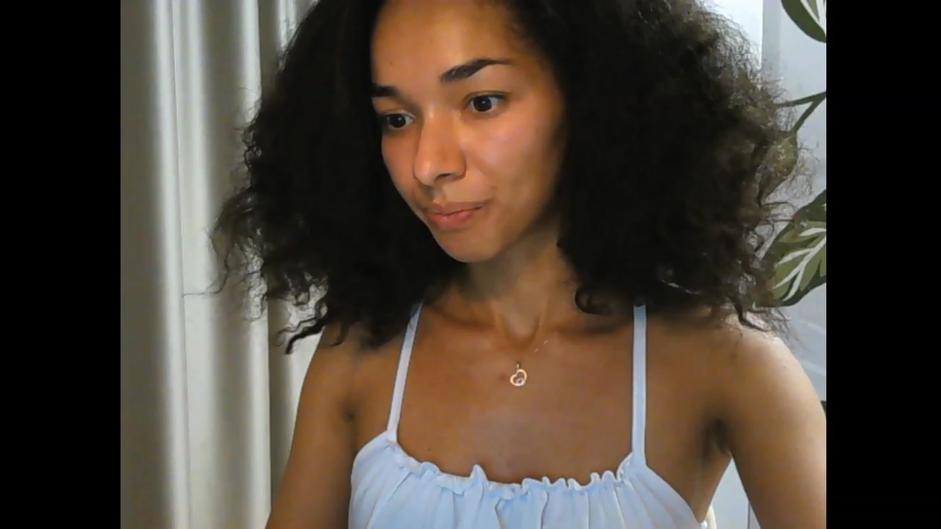 Gallery image thumbnail from Carmel_Dee's myfreecams stream on, 11/25/2023, 23:50 image 18 of 20