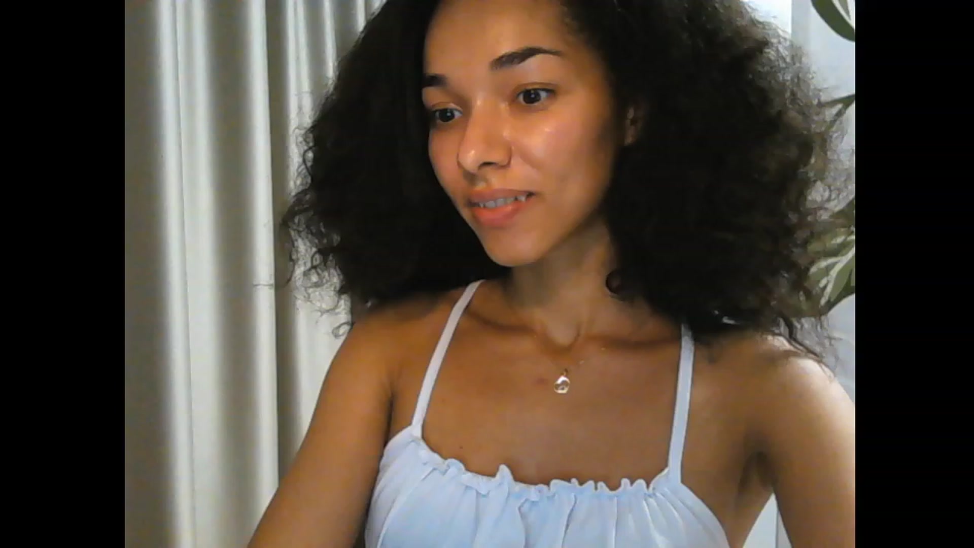 Gallery image thumbnail from Carmel_Dee's myfreecams stream on, 11/25/2023, 23:50 image 17 of 20