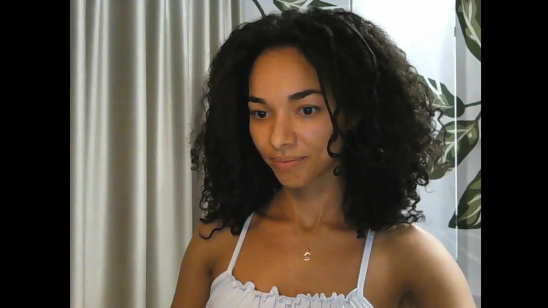 Gallery image thumbnail from Carmel_Dee's myfreecams stream on, 01/18/2024, 16:27 image 1 of 20