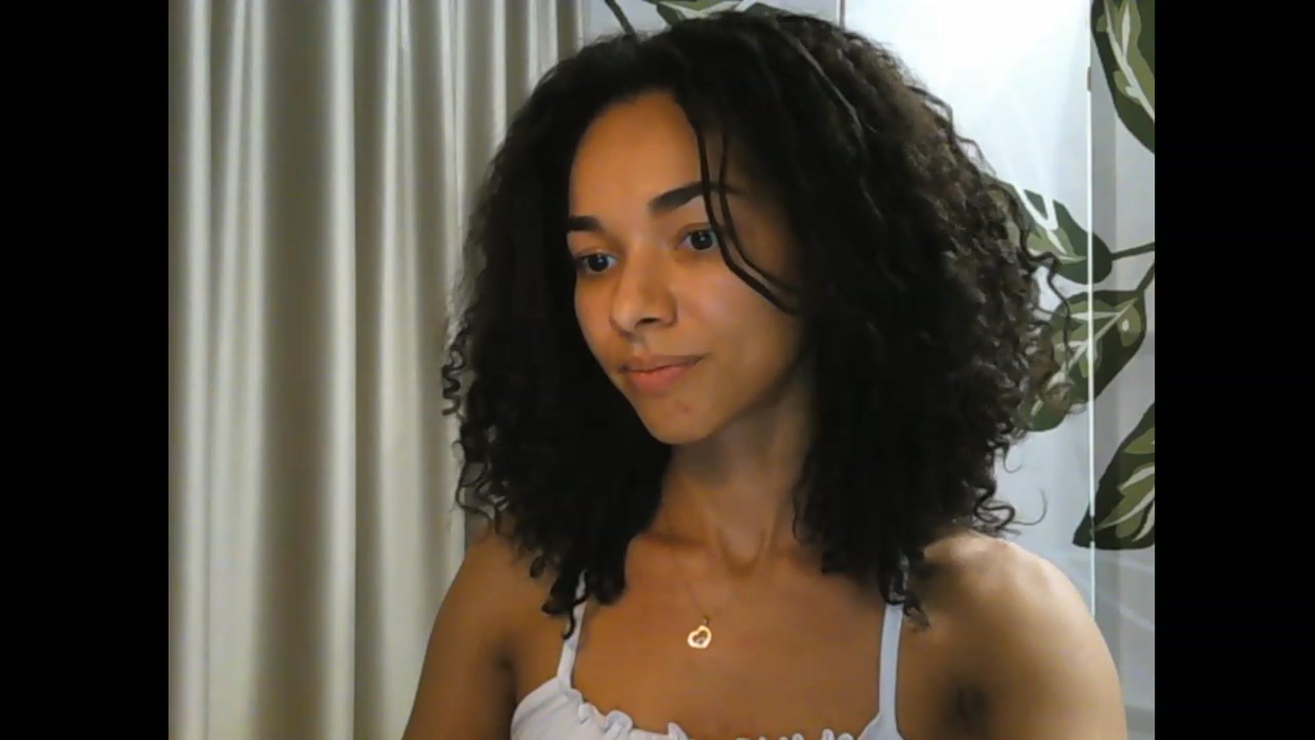 Gallery image thumbnail from Carmel_Dee's myfreecams stream on, 01/18/2024, 16:27 image 20 of 20