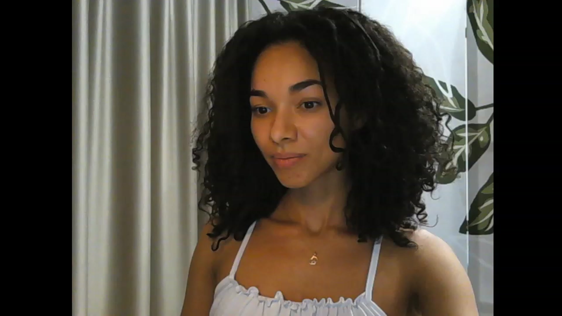 Gallery image thumbnail from Carmel_Dee's myfreecams stream on, 01/18/2024, 16:27 image 2 of 20