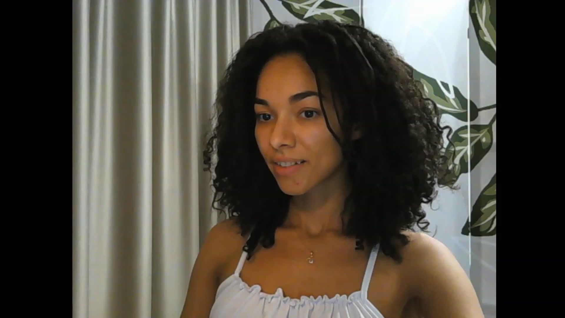 Gallery image thumbnail from Carmel_Dee's myfreecams stream on, 01/18/2024, 16:27 image 9 of 20