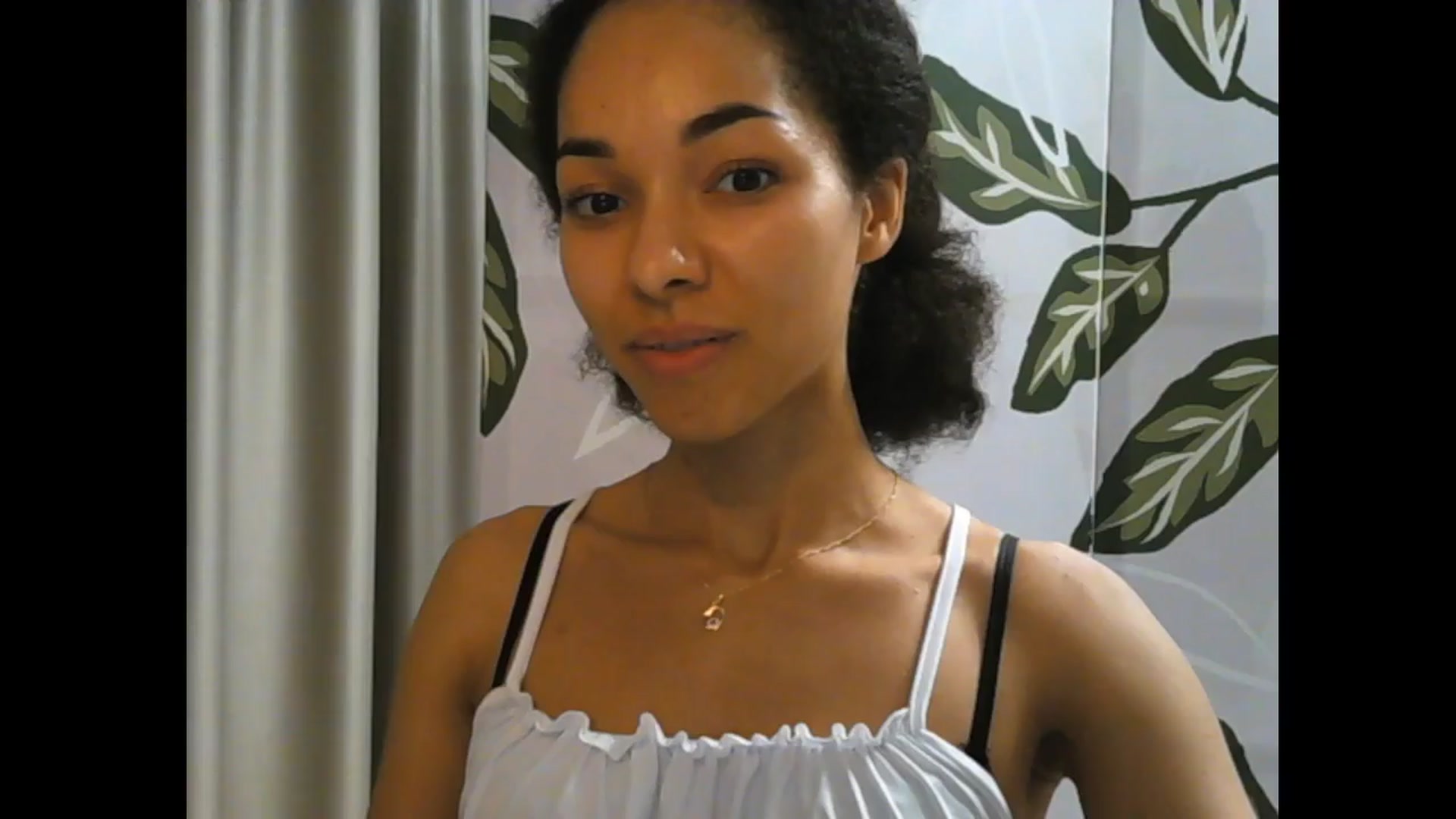 Gallery image thumbnail from Carmel_Dee's myfreecams stream on, 04/13/2024, 17:38 image 10 of 20