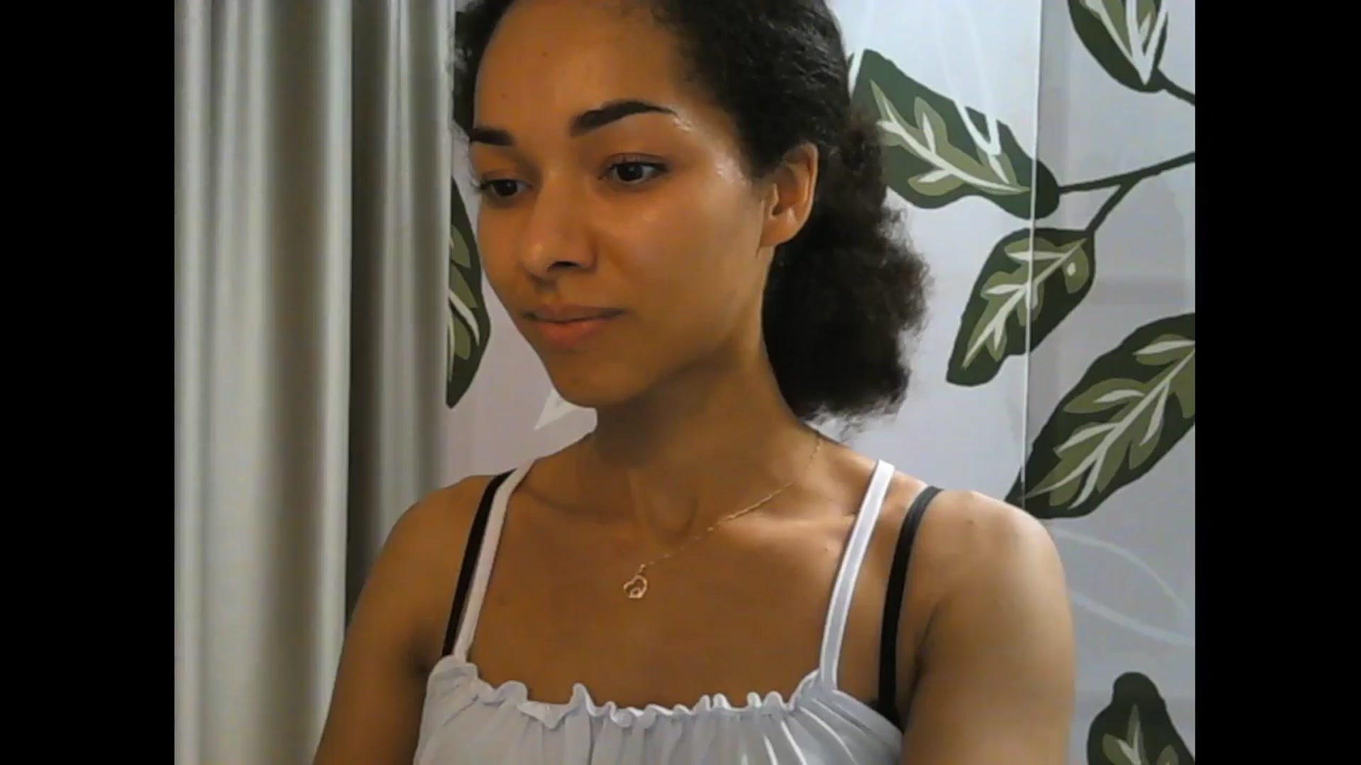 Gallery image thumbnail from Carmel_Dee's myfreecams stream on, 04/13/2024, 17:38 image 11 of 20