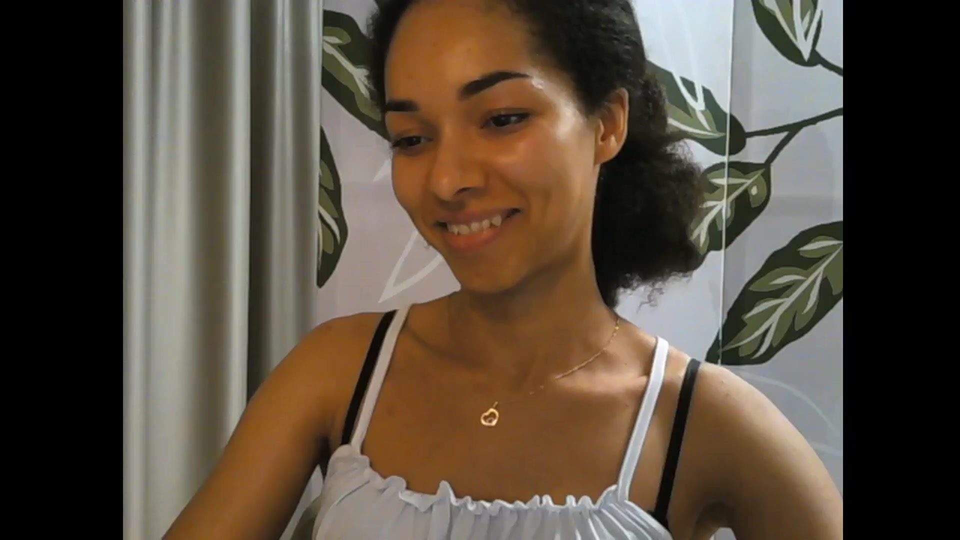 Gallery image thumbnail from Carmel_Dee's myfreecams stream on, 04/13/2024, 17:38 image 9 of 20