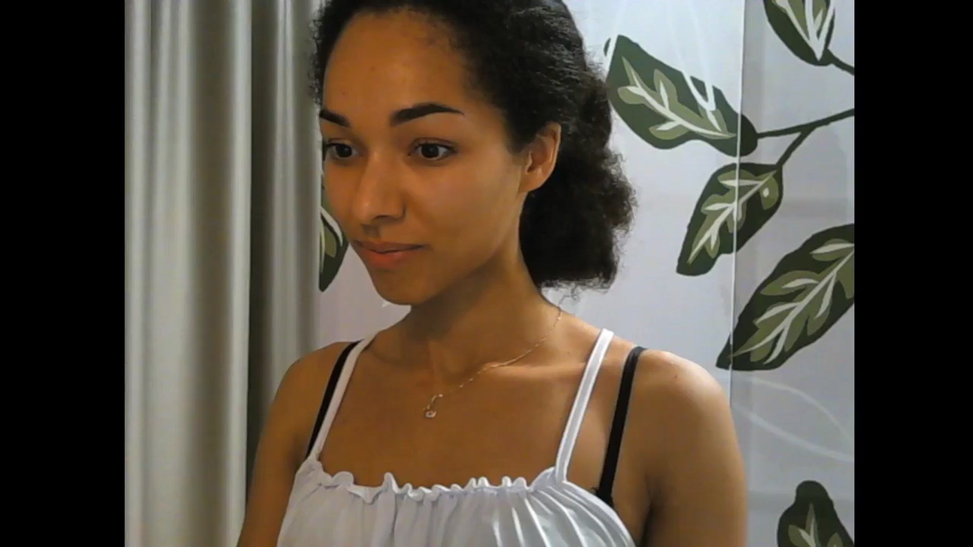 Gallery image thumbnail from Carmel_Dee's myfreecams stream on, 04/13/2024, 17:38 image 12 of 20