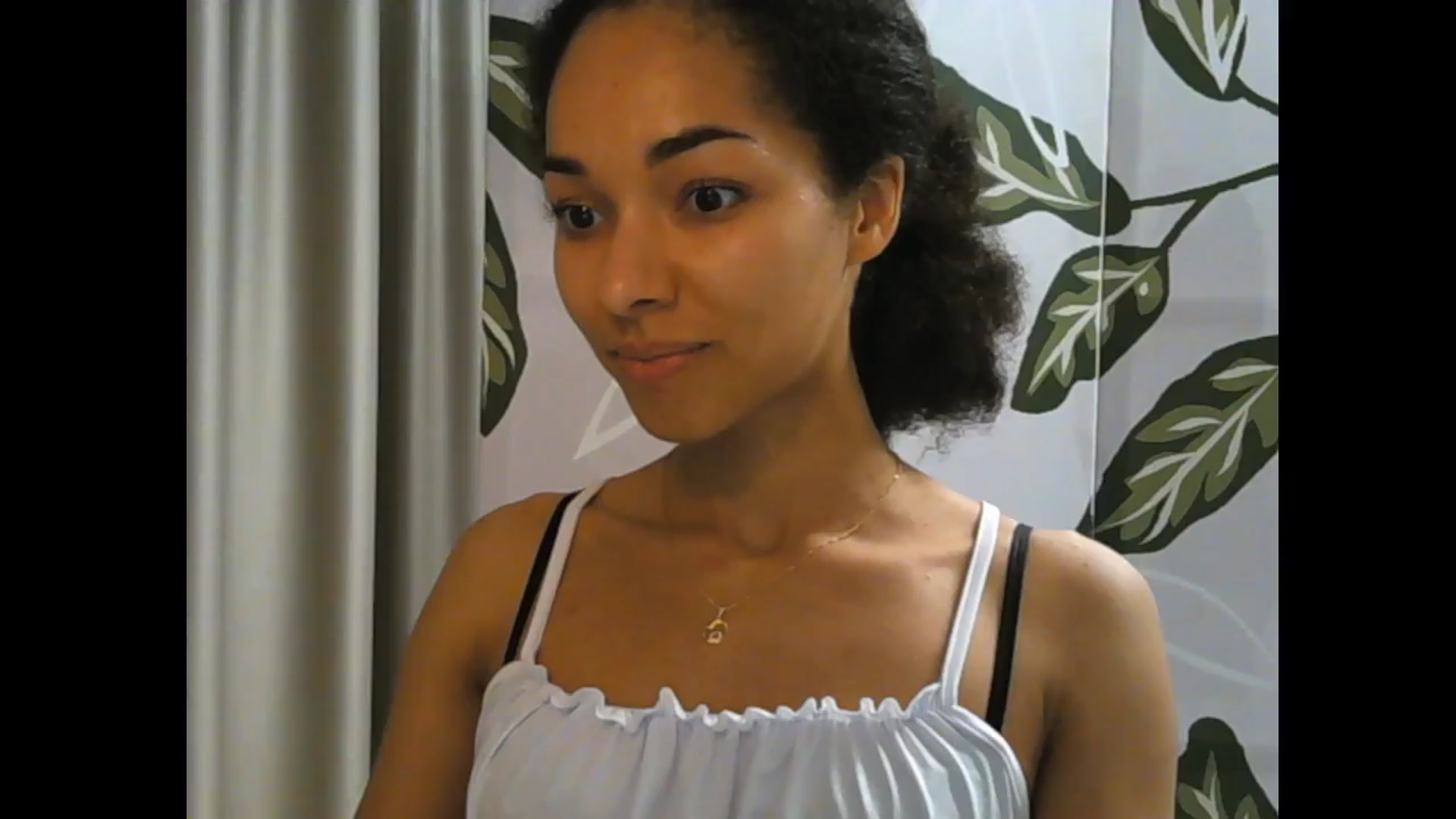 Gallery image thumbnail from Carmel_Dee's myfreecams stream on, 04/13/2024, 17:38 image 3 of 20