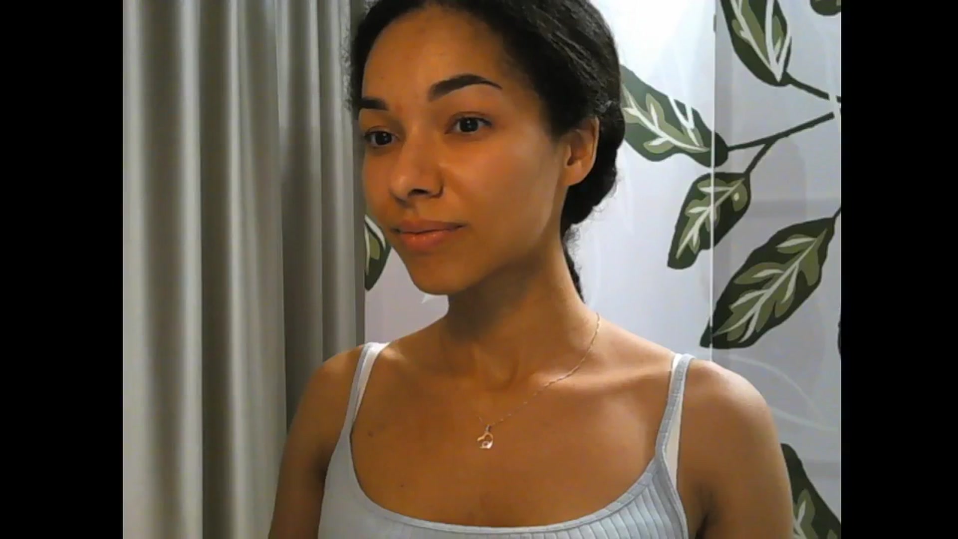 Gallery image thumbnail from Carmel_Dee's myfreecams stream on, 05/06/2024, 21:03 image 13 of 20