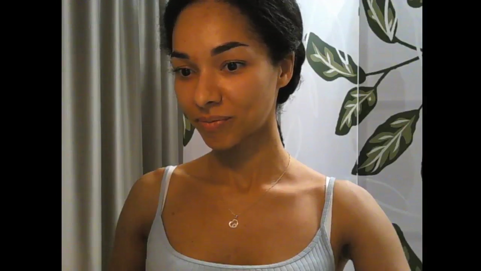 Gallery image thumbnail from Carmel_Dee's myfreecams stream on, 05/06/2024, 21:03 image 6 of 20