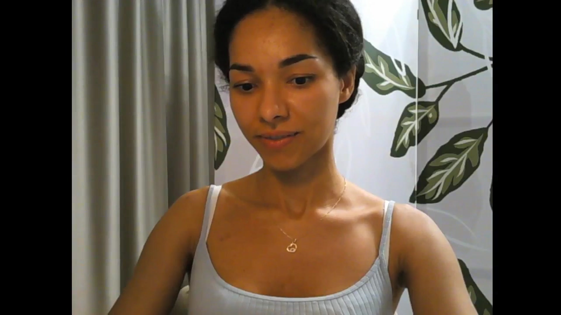 Gallery image thumbnail from Carmel_Dee's myfreecams stream on, 05/06/2024, 21:03 image 20 of 20