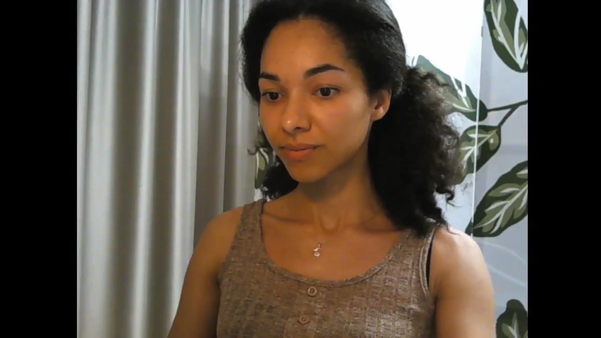 Gallery image thumbnail from Carmel_Dee's myfreecams stream on, 05/09/2024, 20:40 image 20 of 20