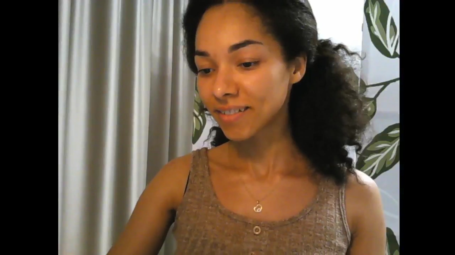Gallery image thumbnail from Carmel_Dee's myfreecams stream on, 05/09/2024, 20:40 image 3 of 20