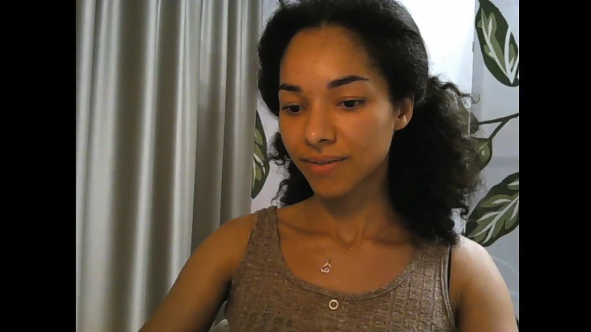 Gallery image thumbnail from Carmel_Dee's myfreecams stream on, 05/09/2024, 20:40 image 17 of 20