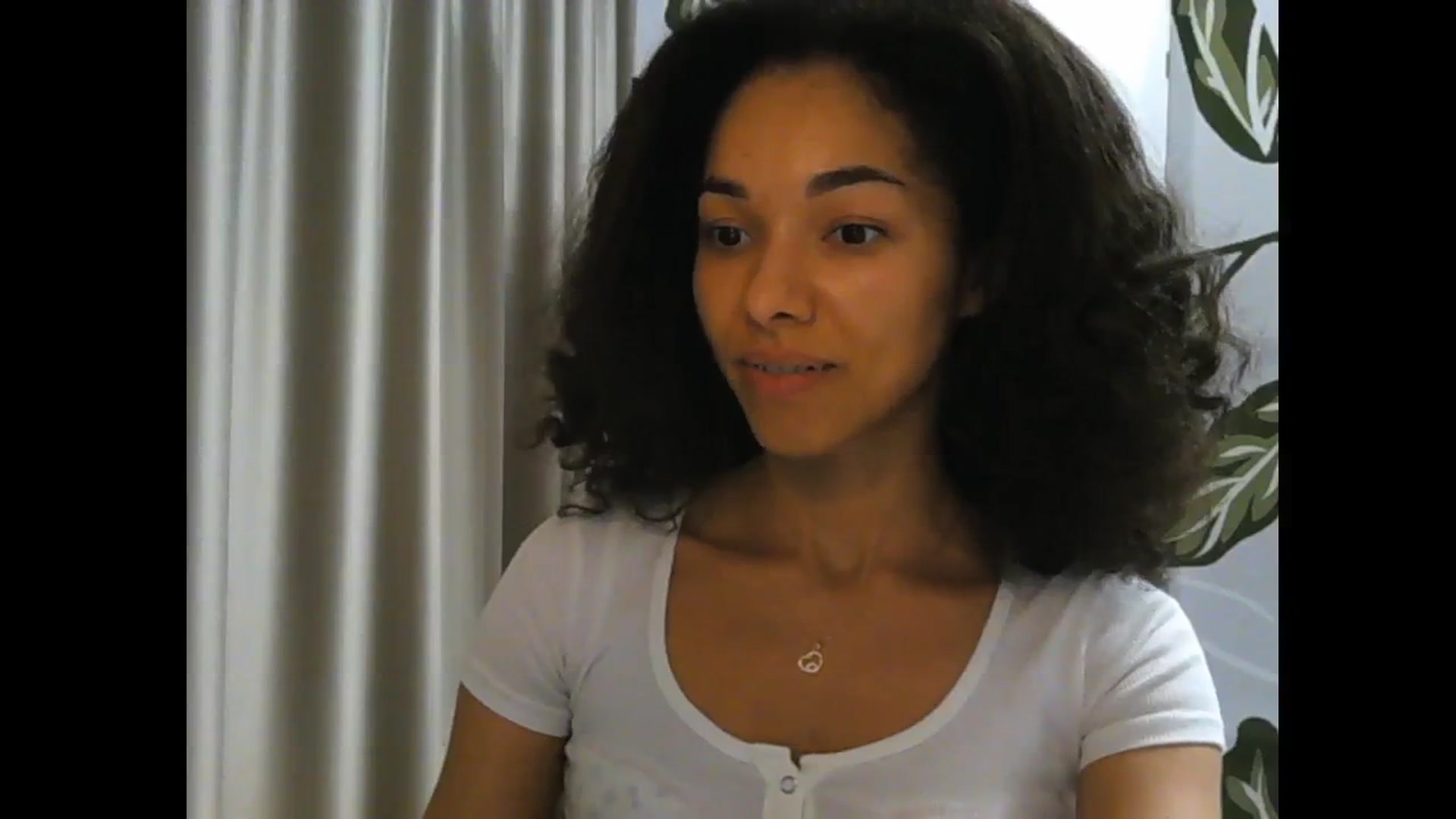 Gallery image thumbnail from Carmel_Dee's myfreecams stream on, 05/12/2024, 18:39 image 8 of 20