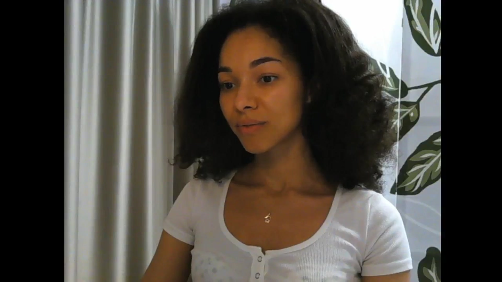 Gallery image thumbnail from Carmel_Dee's myfreecams stream on, 05/12/2024, 18:39 image 5 of 20