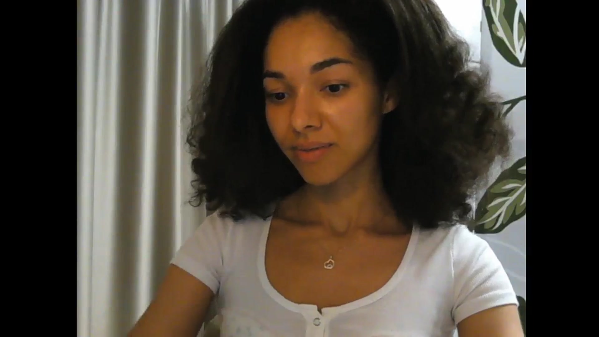 Gallery image thumbnail from Carmel_Dee's myfreecams stream on, 05/12/2024, 18:39 image 18 of 20
