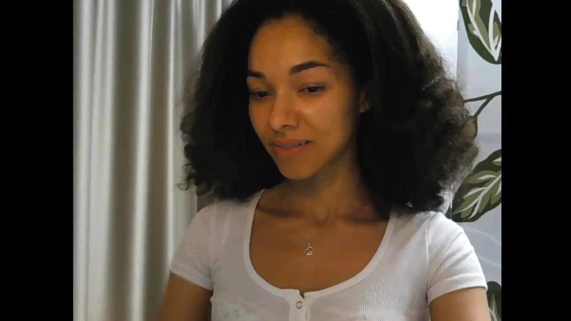 Gallery image thumbnail from Carmel_Dee's myfreecams stream on, 05/12/2024, 18:39 image 13 of 20