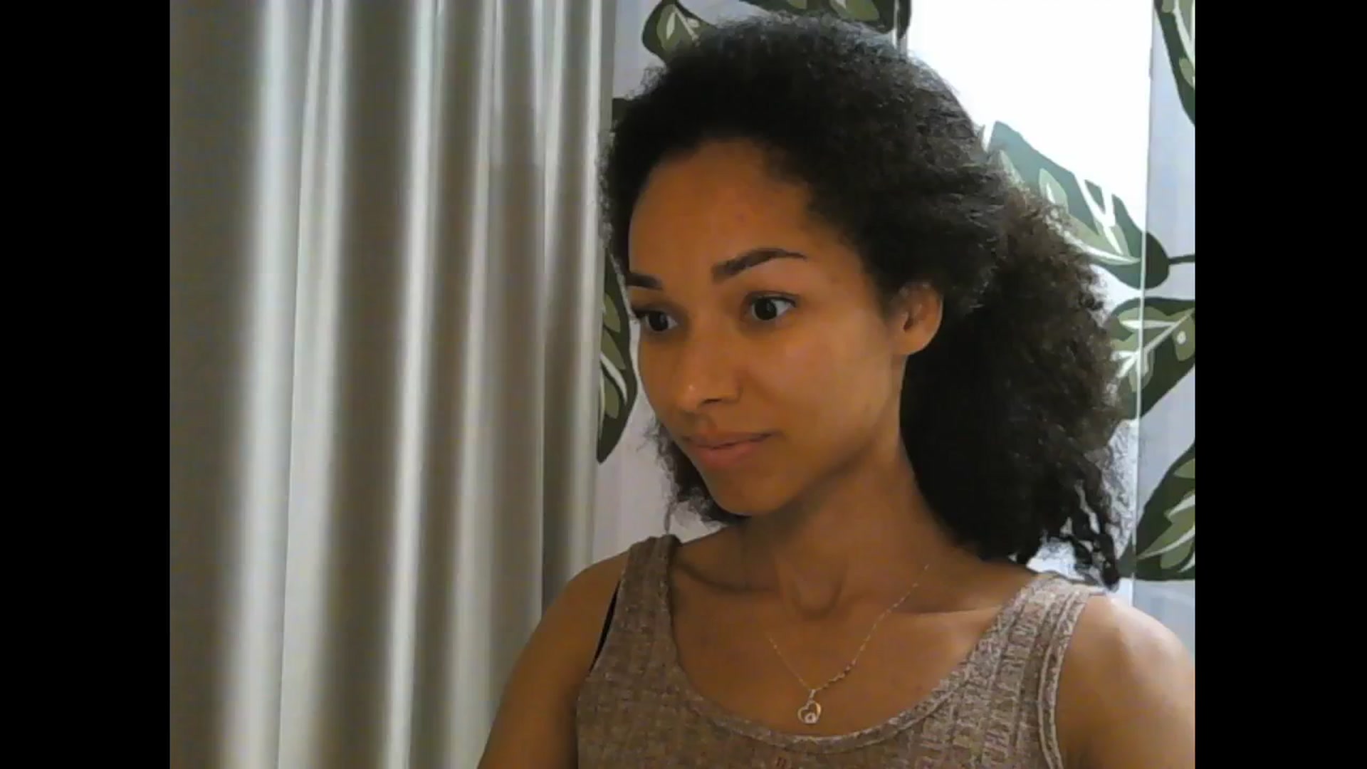 Gallery image thumbnail from Carmel_Dee's myfreecams stream on, 07/17/2024, 17:53 image 15 of 20
