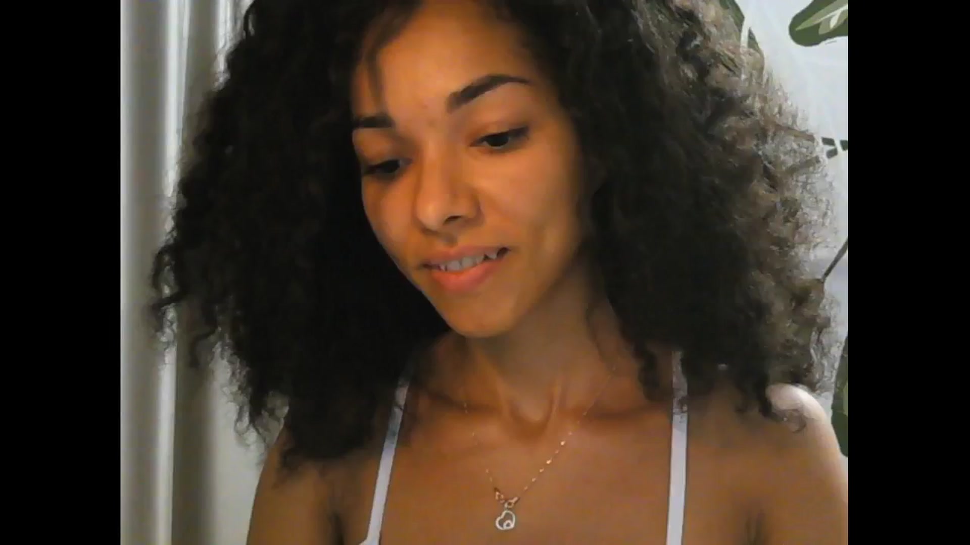Gallery image thumbnail from Carmel_Dee's myfreecams stream on, 08/15/2024, 18:45 image 14 of 20