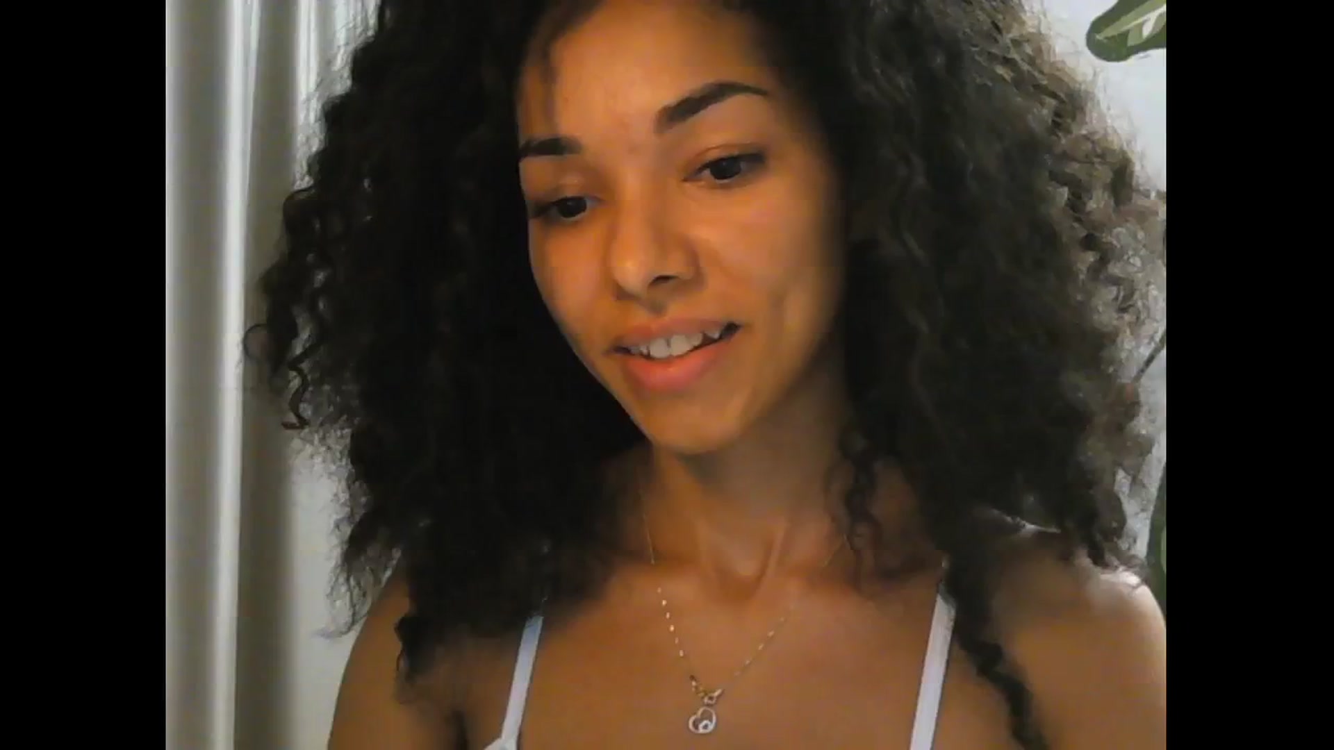 Gallery image thumbnail from Carmel_Dee's myfreecams stream on, 08/15/2024, 18:45 image 18 of 20