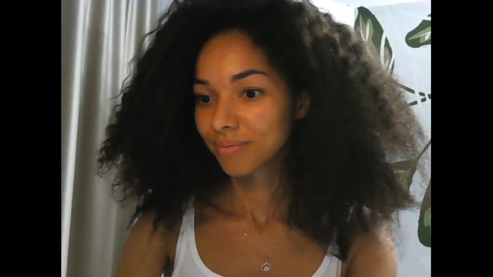 Gallery image thumbnail from Carmel_Dee's myfreecams stream on, 08/18/2024, 19:14 image 17 of 20