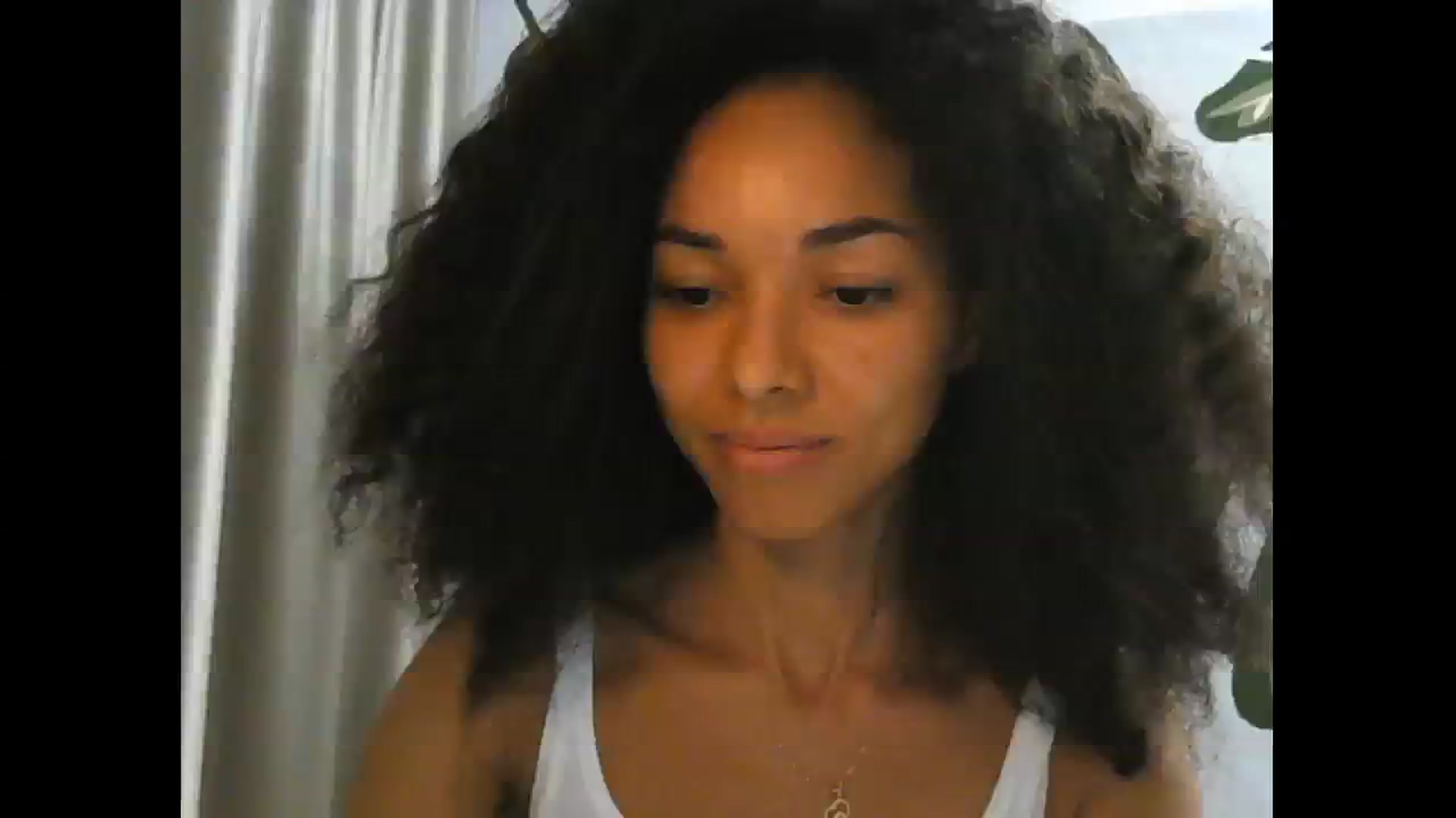 Gallery image thumbnail from Carmel_Dee's myfreecams stream on, 08/18/2024, 19:14 image 14 of 20