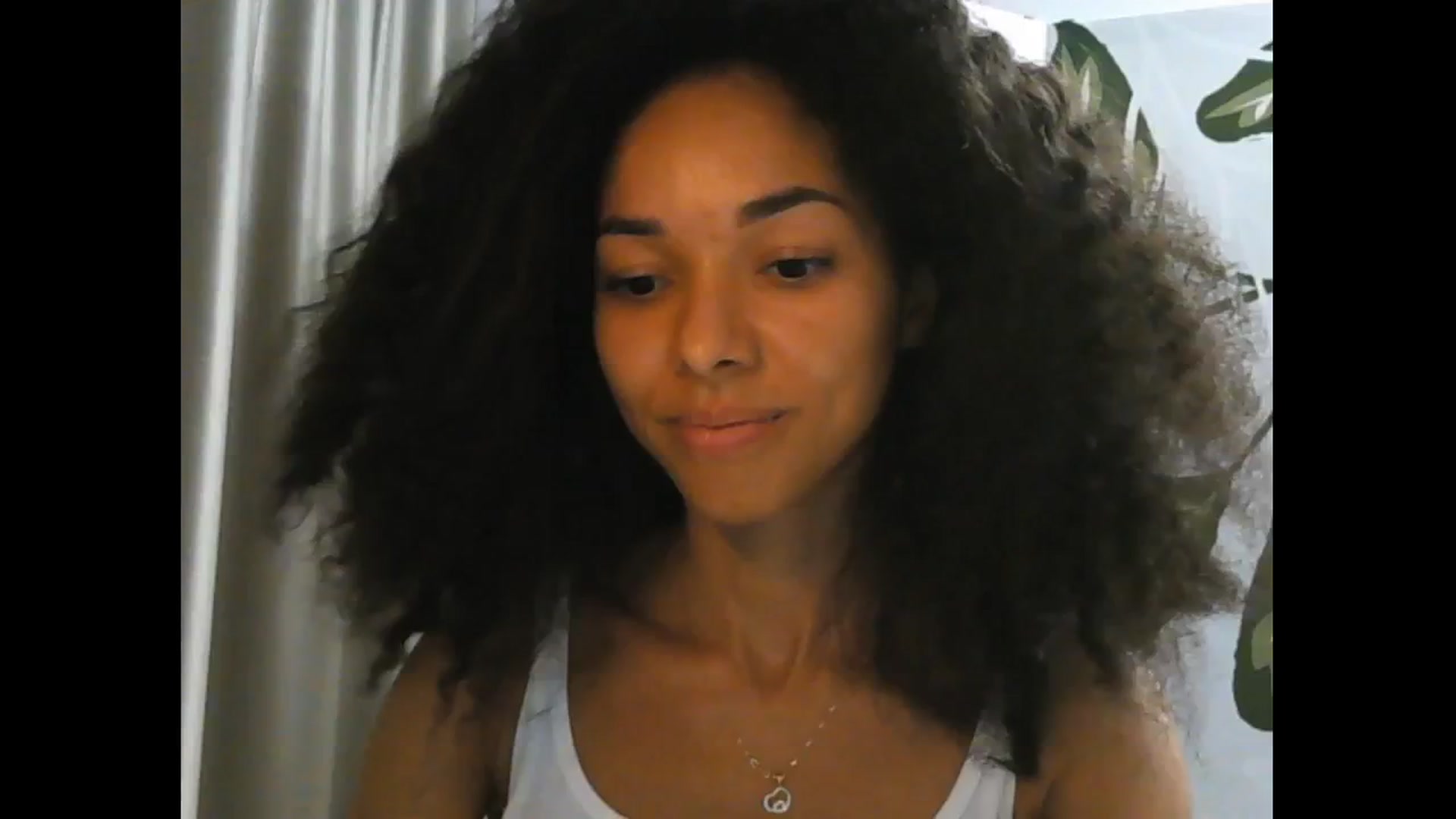 Gallery image thumbnail from Carmel_Dee's myfreecams stream on, 08/18/2024, 19:14 image 18 of 20