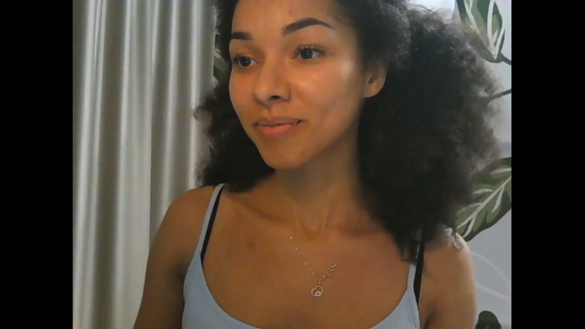 Gallery image thumbnail from Carmel_Dee's myfreecams stream on, 10/16/2024, 19:16 image 17 of 20