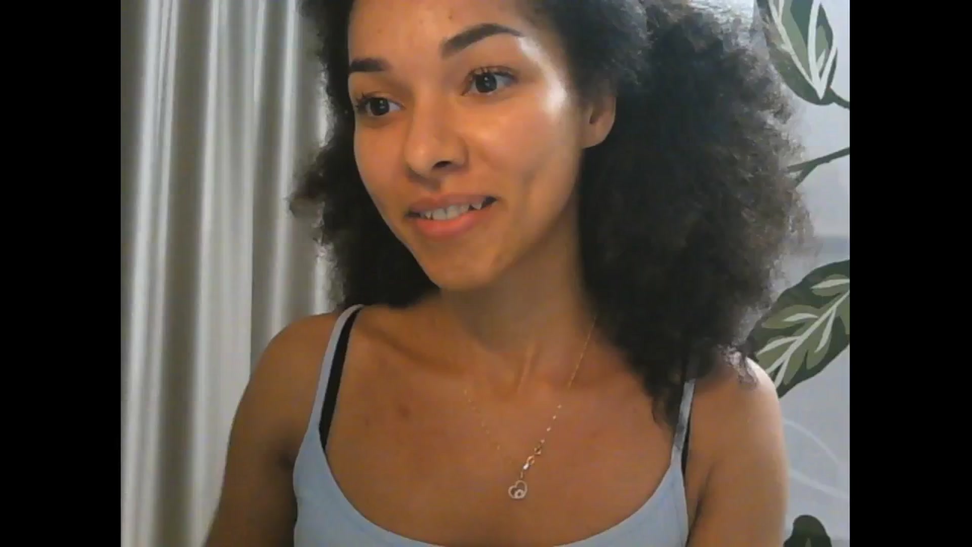 Gallery image thumbnail from Carmel_Dee's myfreecams stream on, 10/16/2024, 19:16 image 11 of 20
