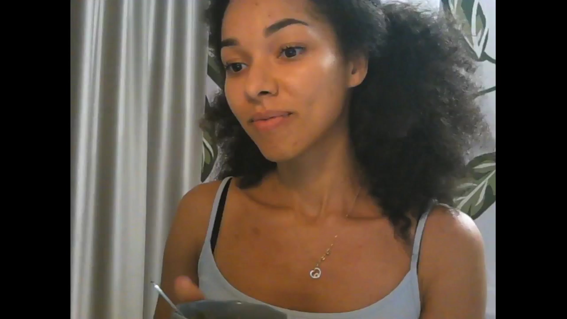 Gallery image thumbnail from Carmel_Dee's myfreecams stream on, 10/16/2024, 19:16 image 14 of 20