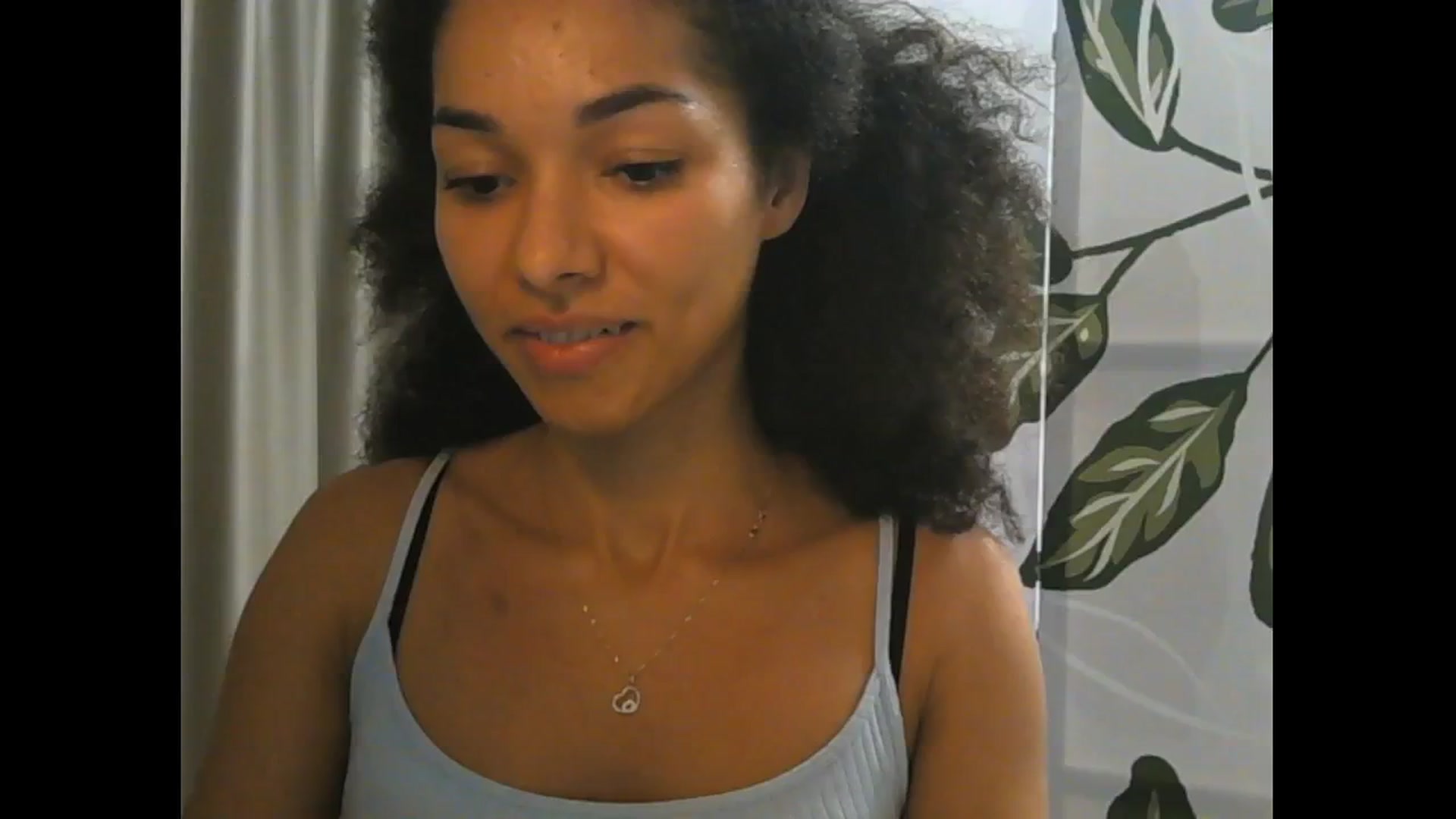 Gallery image thumbnail from Carmel_Dee's myfreecams stream on, 10/16/2024, 20:18 image 17 of 20