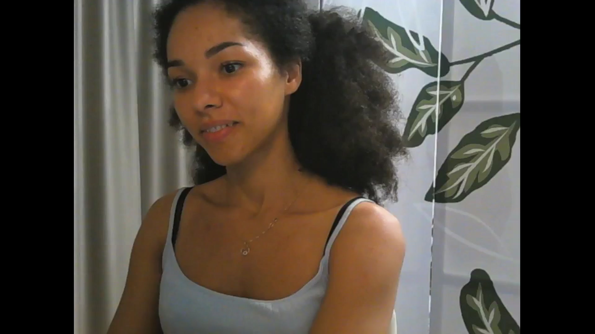 Gallery image thumbnail from Carmel_Dee's myfreecams stream on, 10/16/2024, 23:20 image 5 of 20