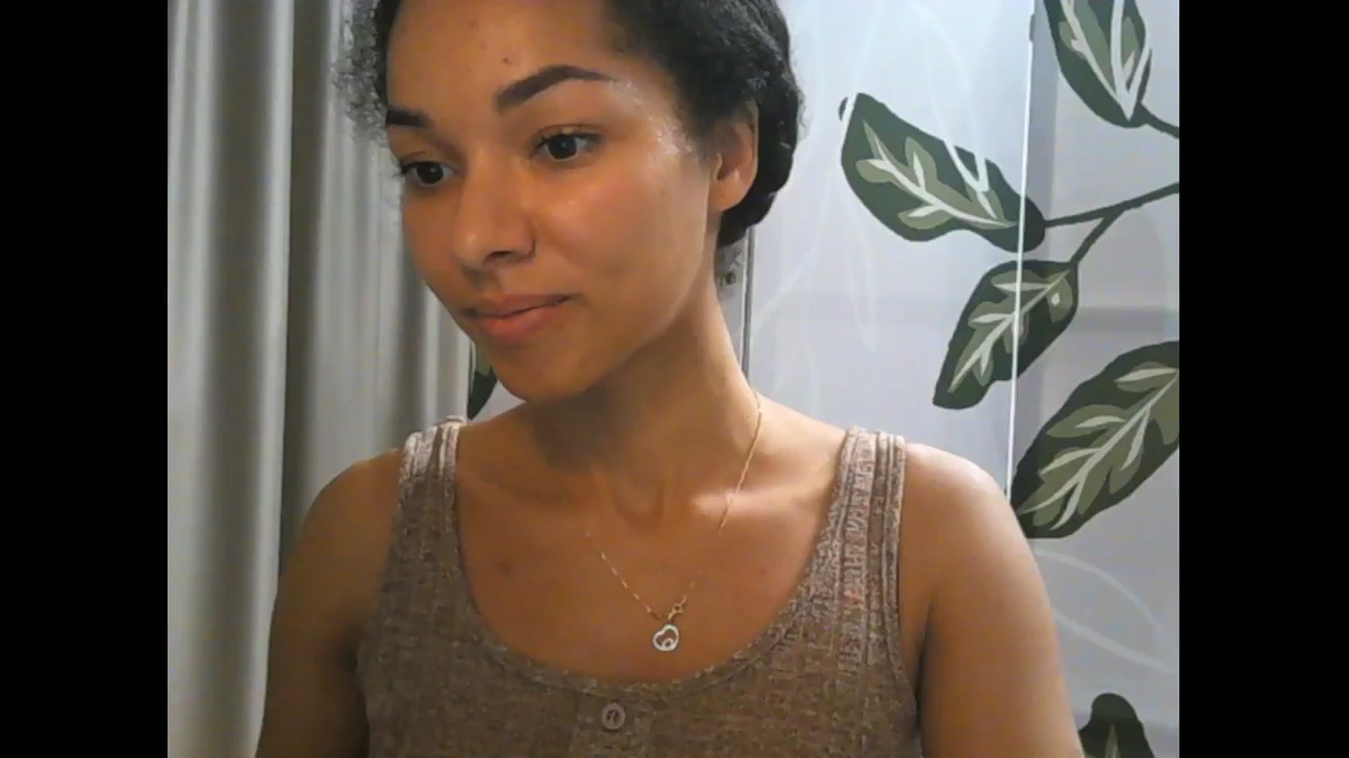 Gallery image thumbnail from Carmel_Dee's myfreecams stream on, 10/17/2024, 21:42 image 19 of 20
