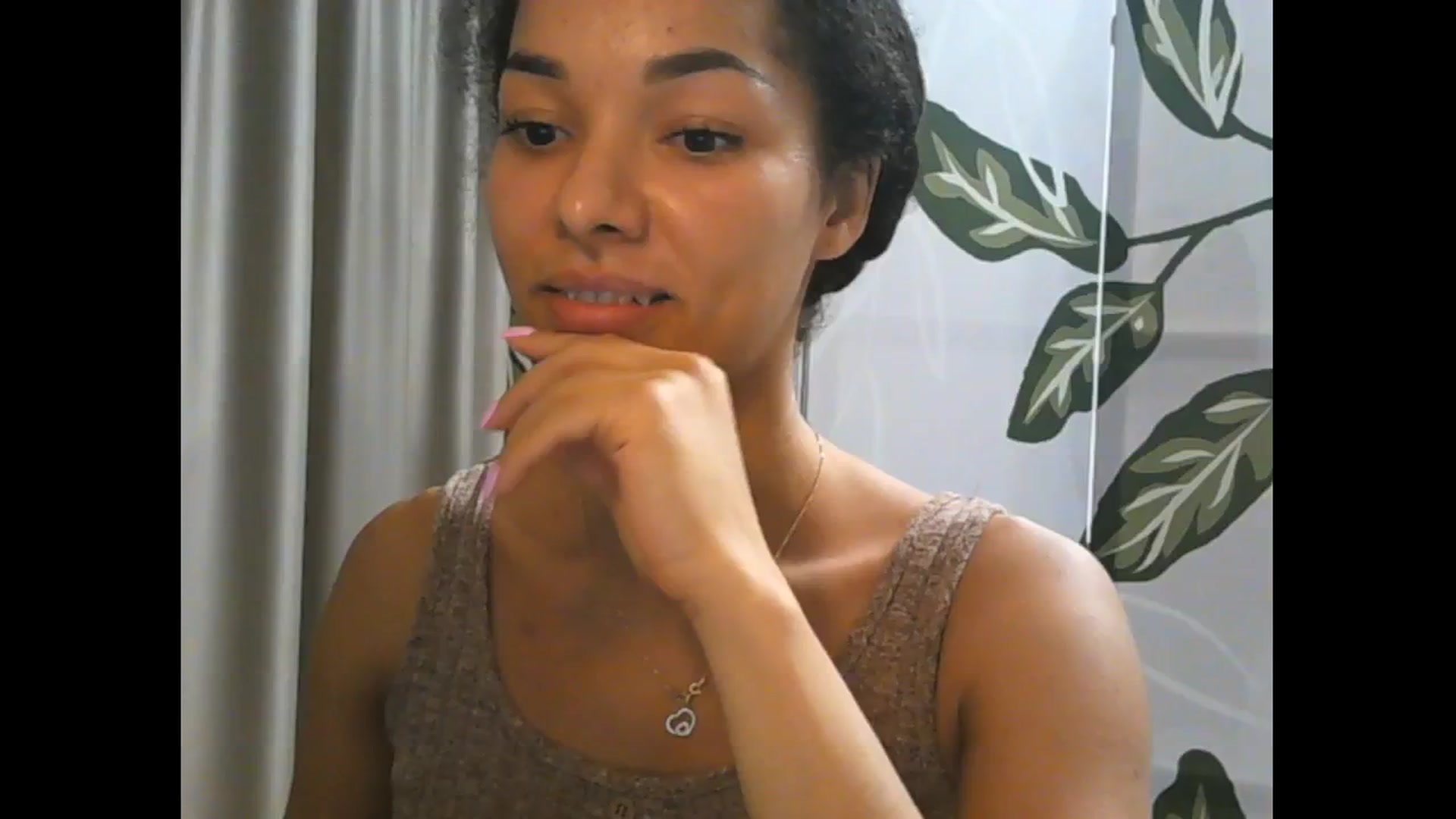 Gallery image thumbnail from Carmel_Dee's myfreecams stream on, 10/17/2024, 21:42 image 20 of 20