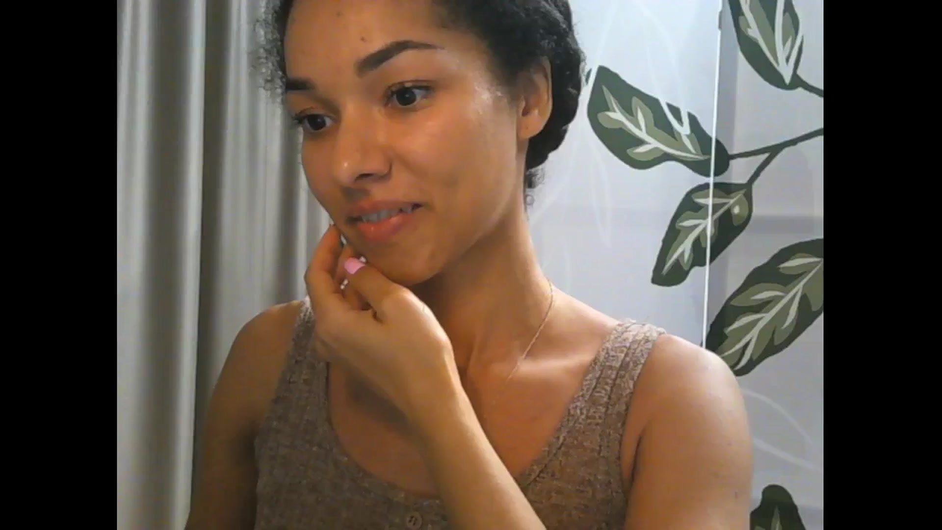 Gallery image thumbnail from Carmel_Dee's myfreecams stream on, 10/17/2024, 21:42 image 6 of 20