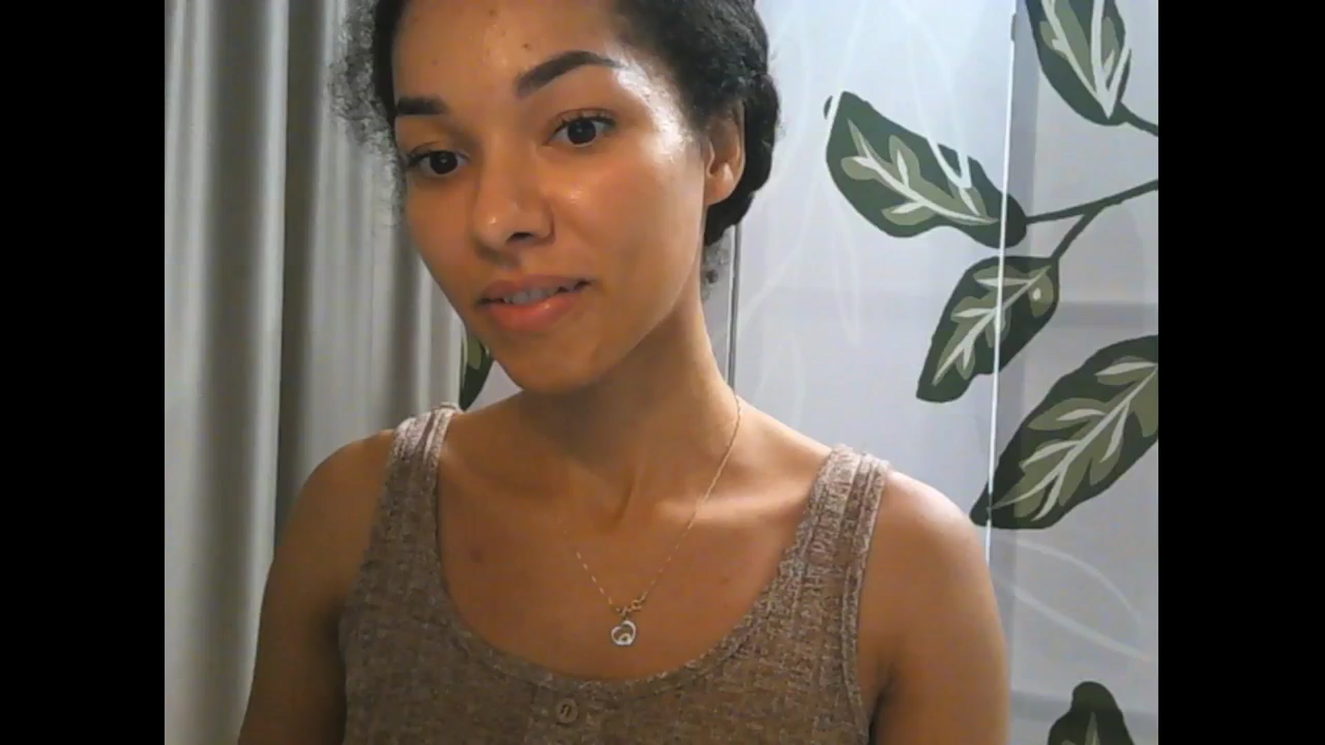 Gallery image thumbnail from Carmel_Dee's myfreecams stream on, 10/17/2024, 21:42 image 14 of 20