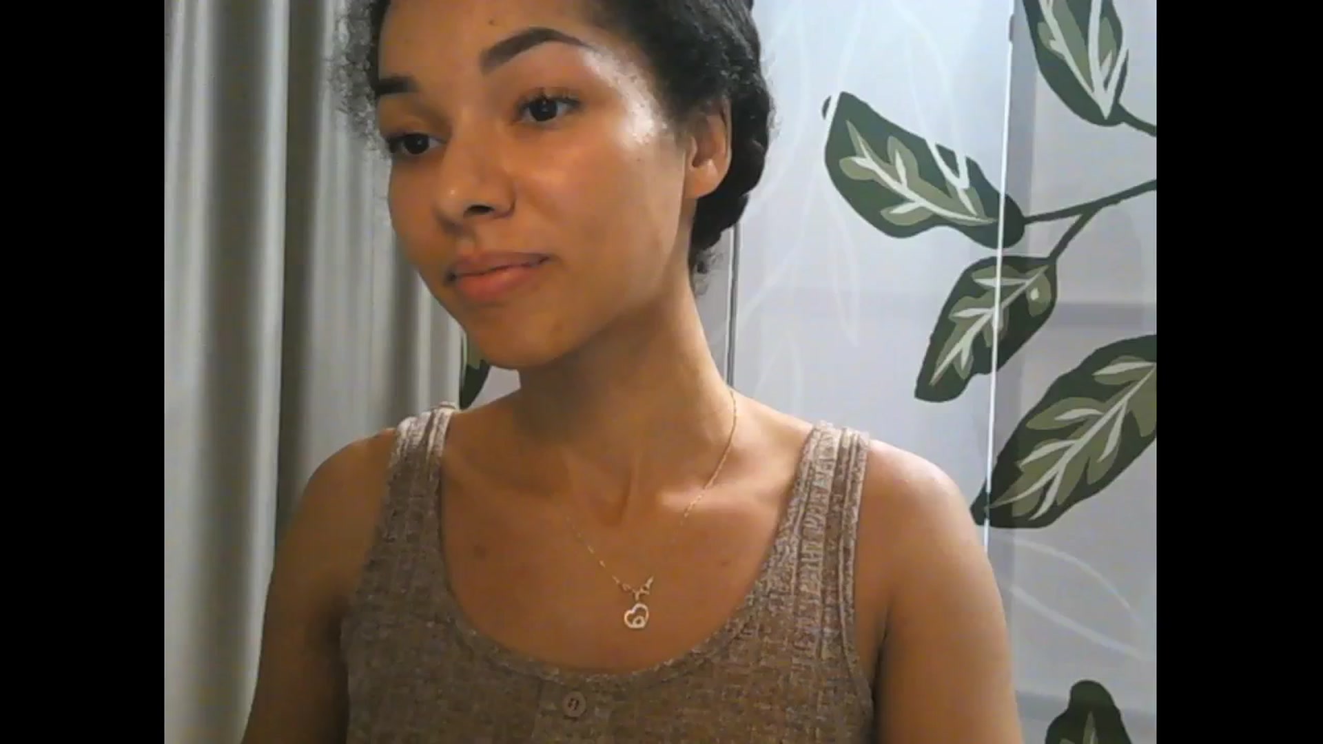 Gallery image thumbnail from Carmel_Dee's myfreecams stream on, 10/17/2024, 21:42 image 8 of 20