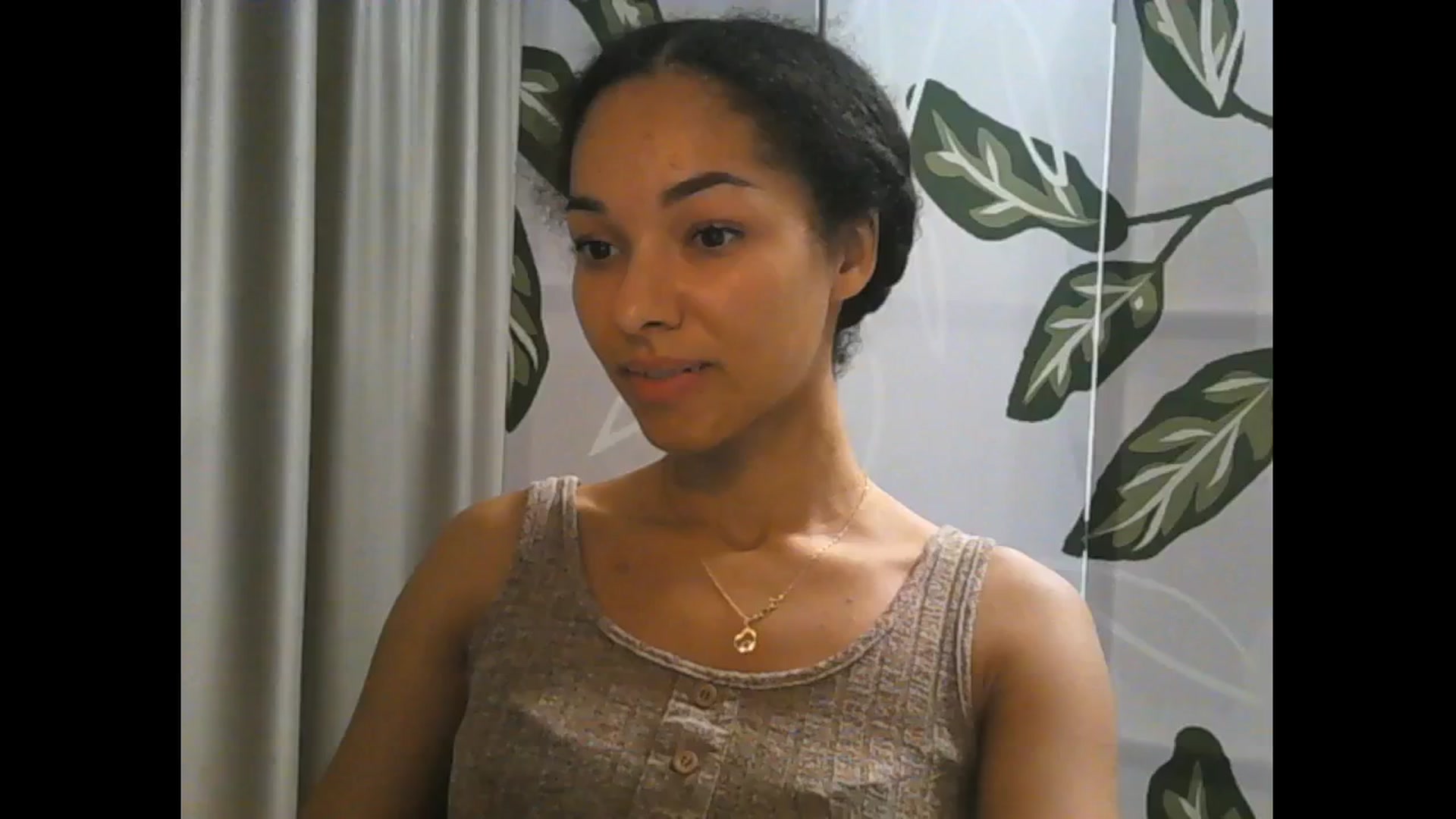 Gallery image thumbnail from Carmel_Dee's myfreecams stream on, 10/17/2024, 22:22 image 5 of 20