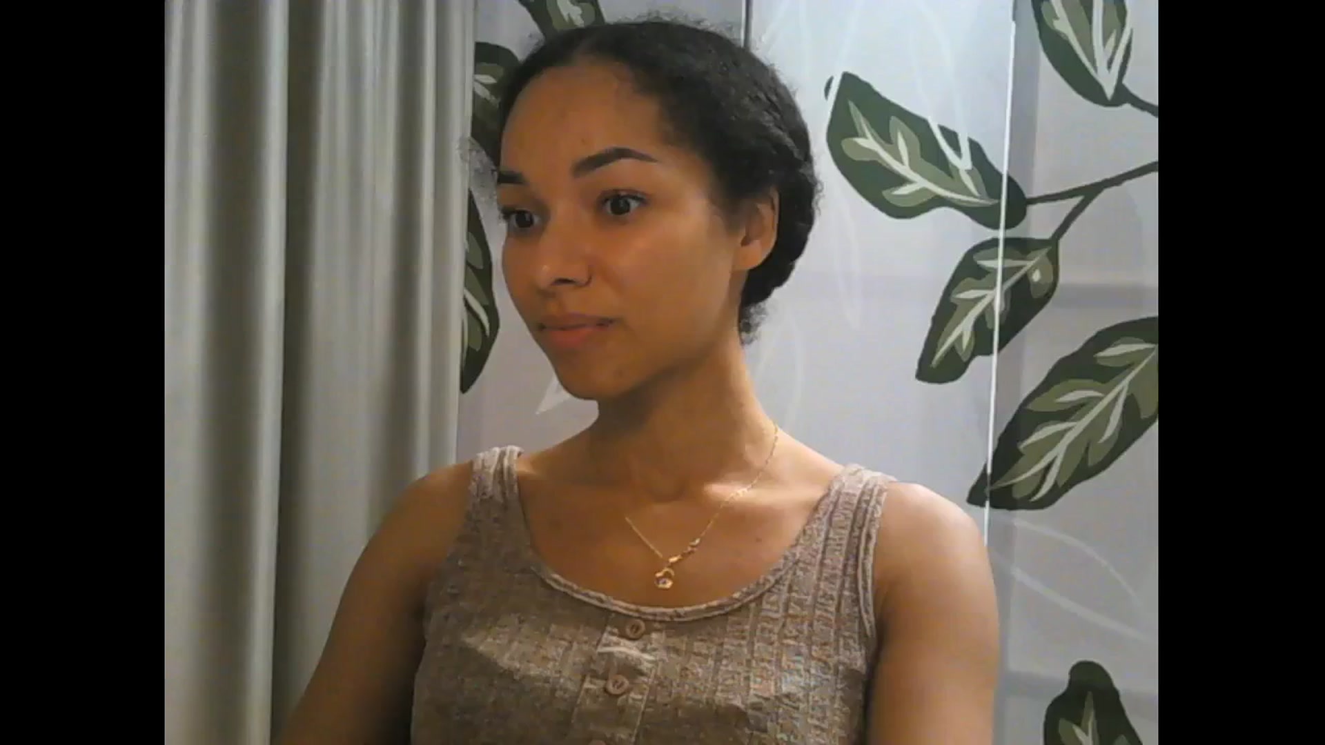 Gallery image thumbnail from Carmel_Dee's myfreecams stream on, 10/17/2024, 22:22 image 9 of 20