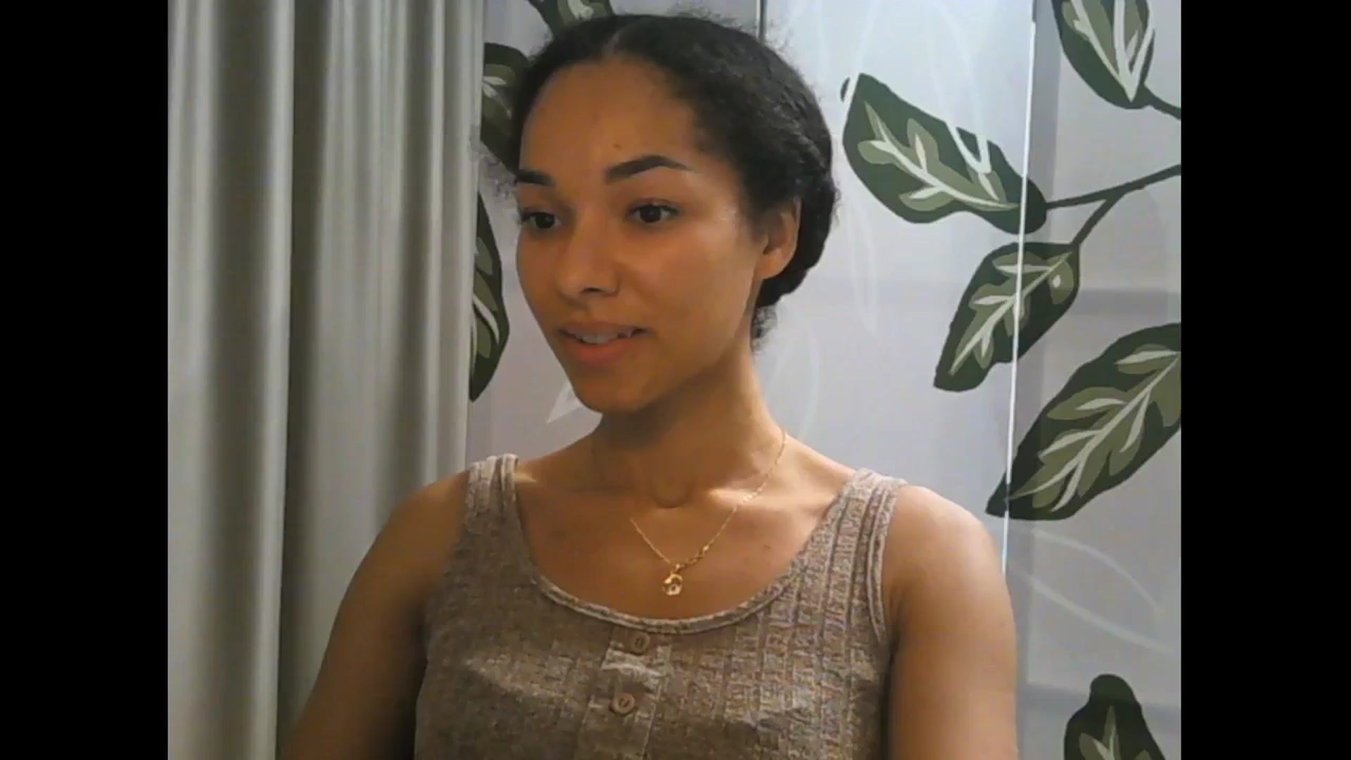Gallery image thumbnail from Carmel_Dee's myfreecams stream on, 10/17/2024, 22:22 image 10 of 20