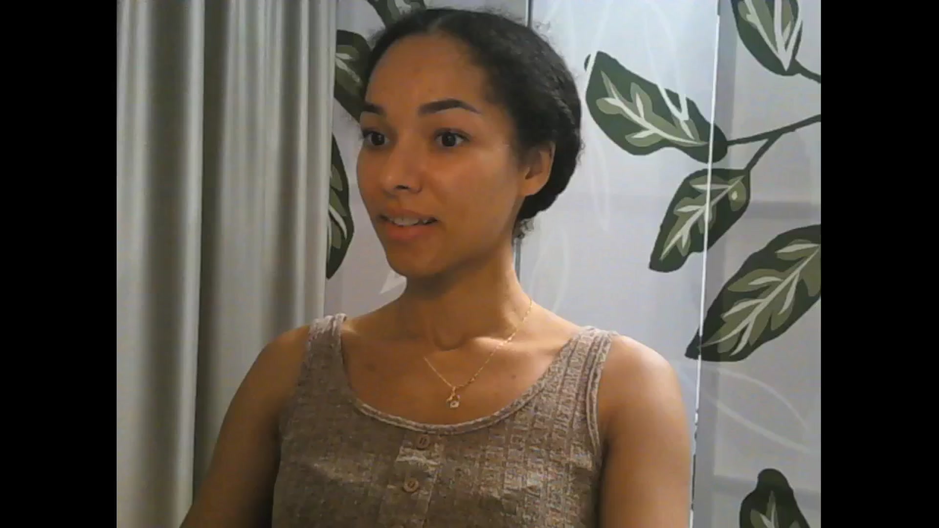 Gallery image thumbnail from Carmel_Dee's myfreecams stream on, 10/17/2024, 22:22 image 15 of 20