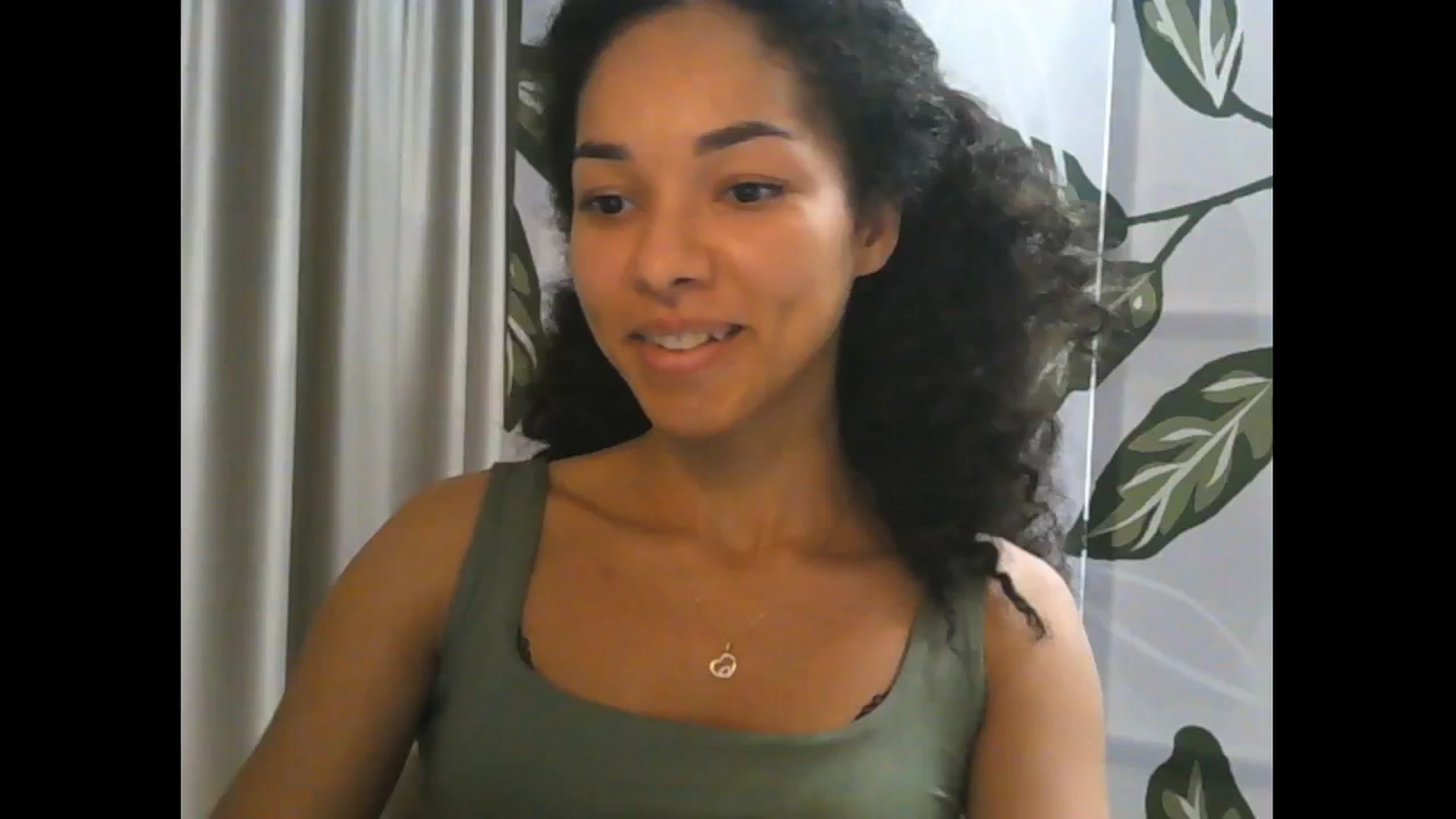 Gallery image thumbnail from Carmel_Dee's myfreecams stream on, 10/18/2024, 13:57 image 6 of 20