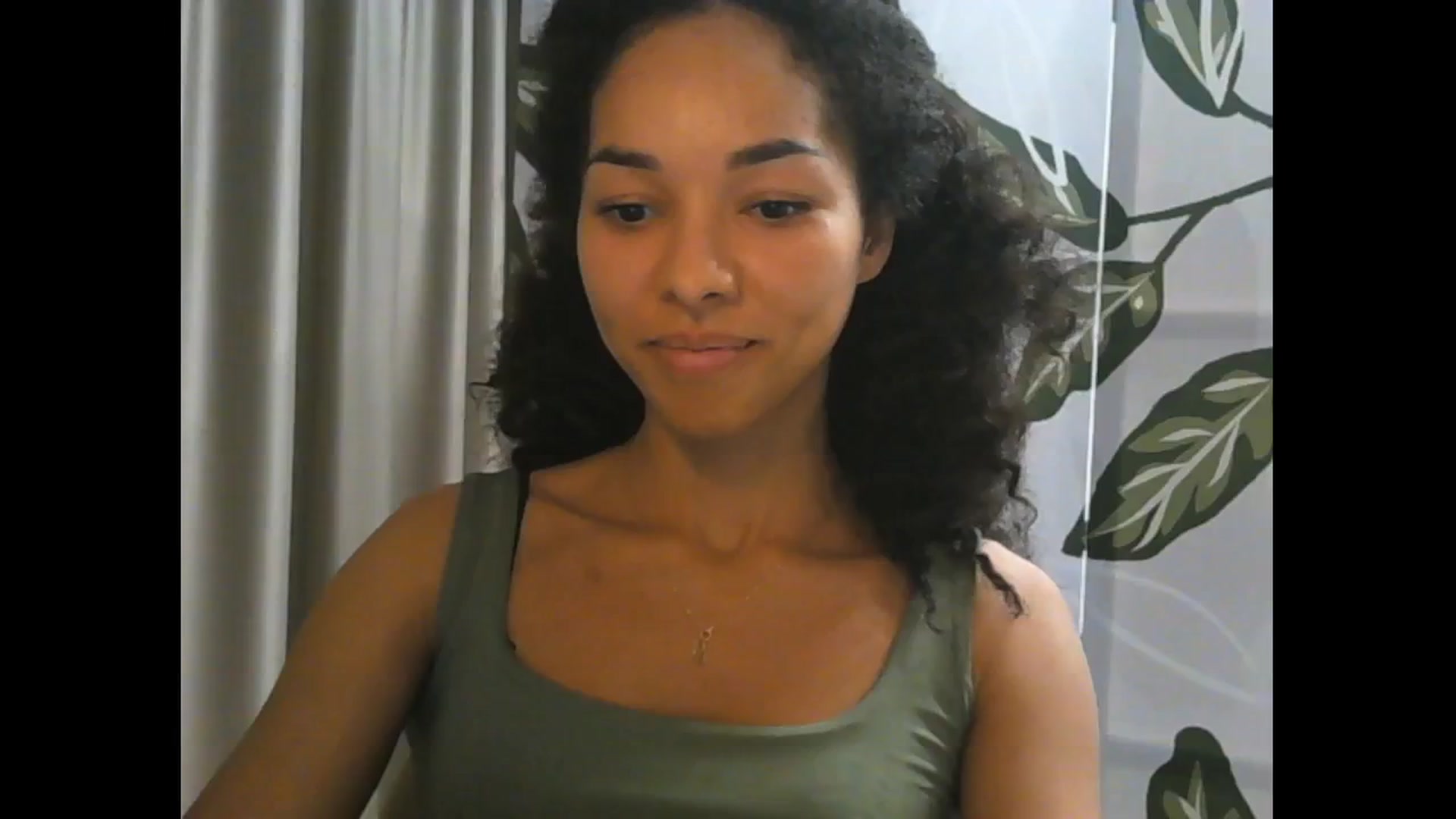 Gallery image thumbnail from Carmel_Dee's myfreecams stream on, 10/18/2024, 13:57 image 16 of 20