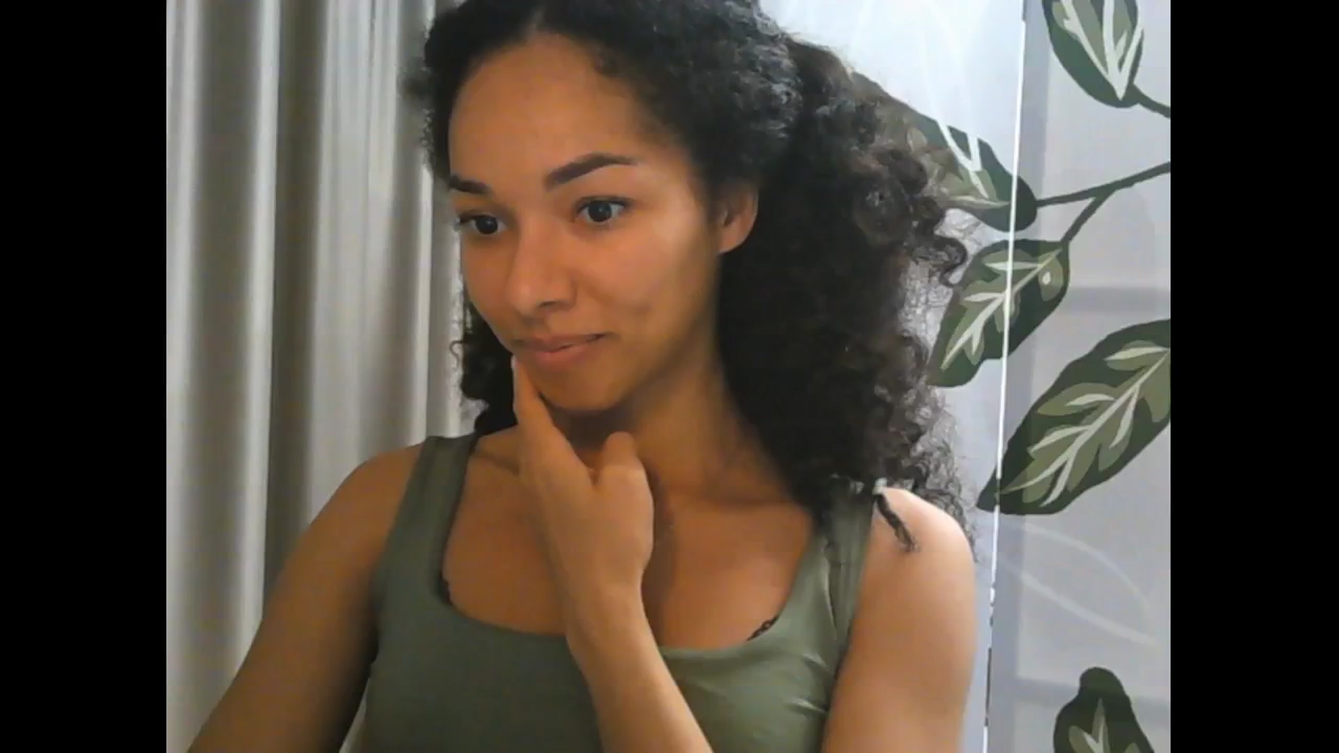 Gallery image thumbnail from Carmel_Dee's myfreecams stream on, 10/18/2024, 13:57 image 7 of 20
