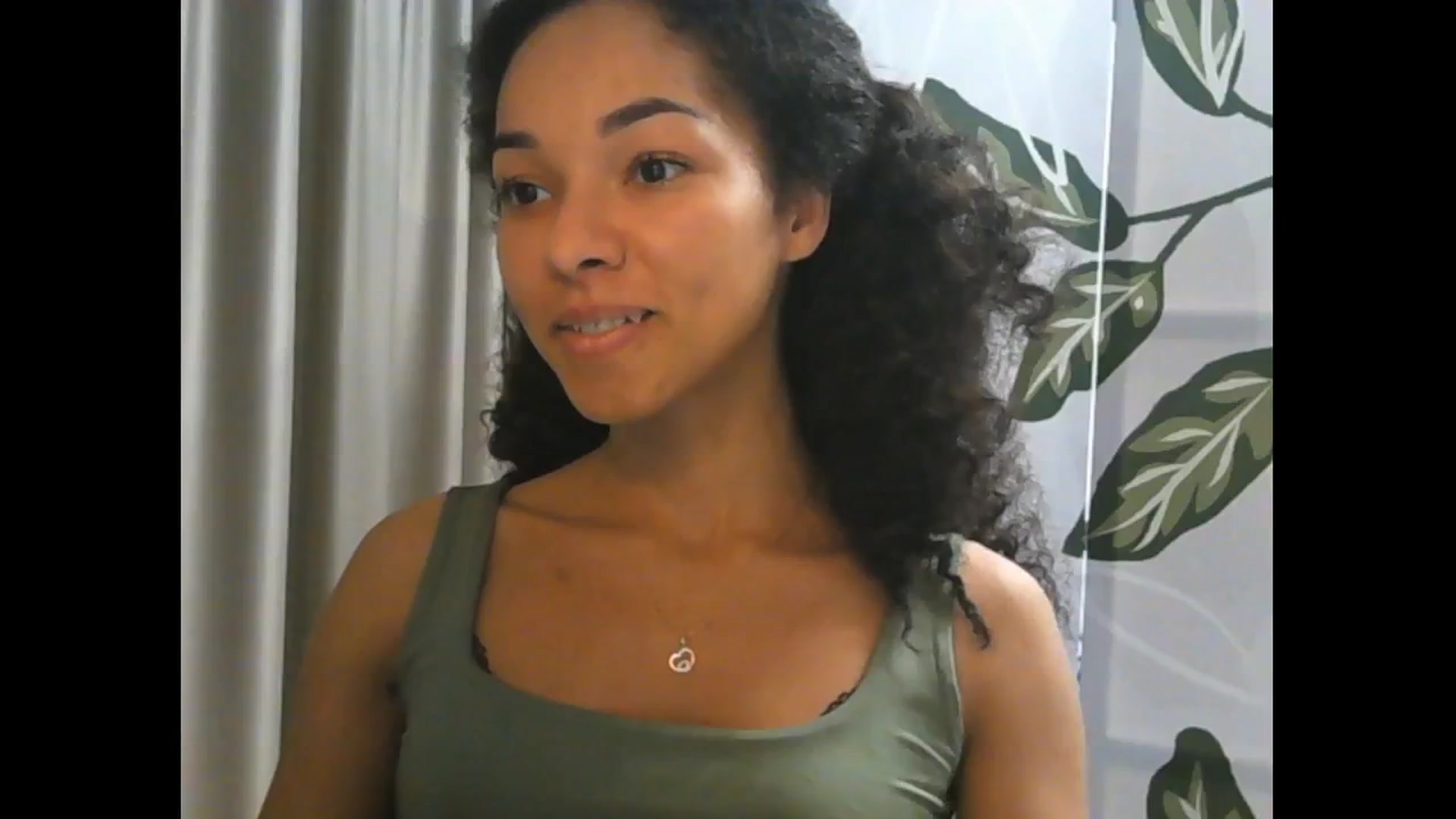 Gallery image thumbnail from Carmel_Dee's myfreecams stream on, 10/18/2024, 13:57 image 4 of 20