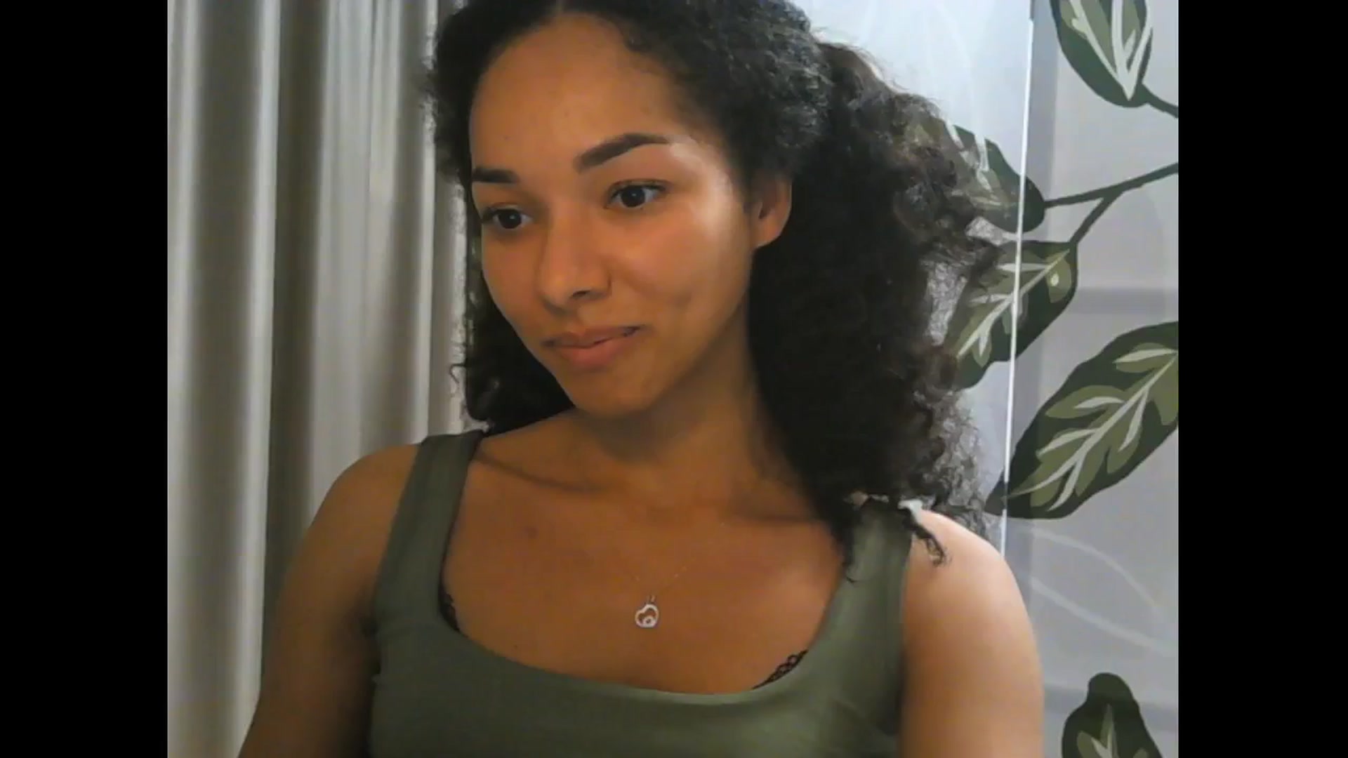 Gallery image thumbnail from Carmel_Dee's myfreecams stream on, 10/18/2024, 13:57 image 9 of 20