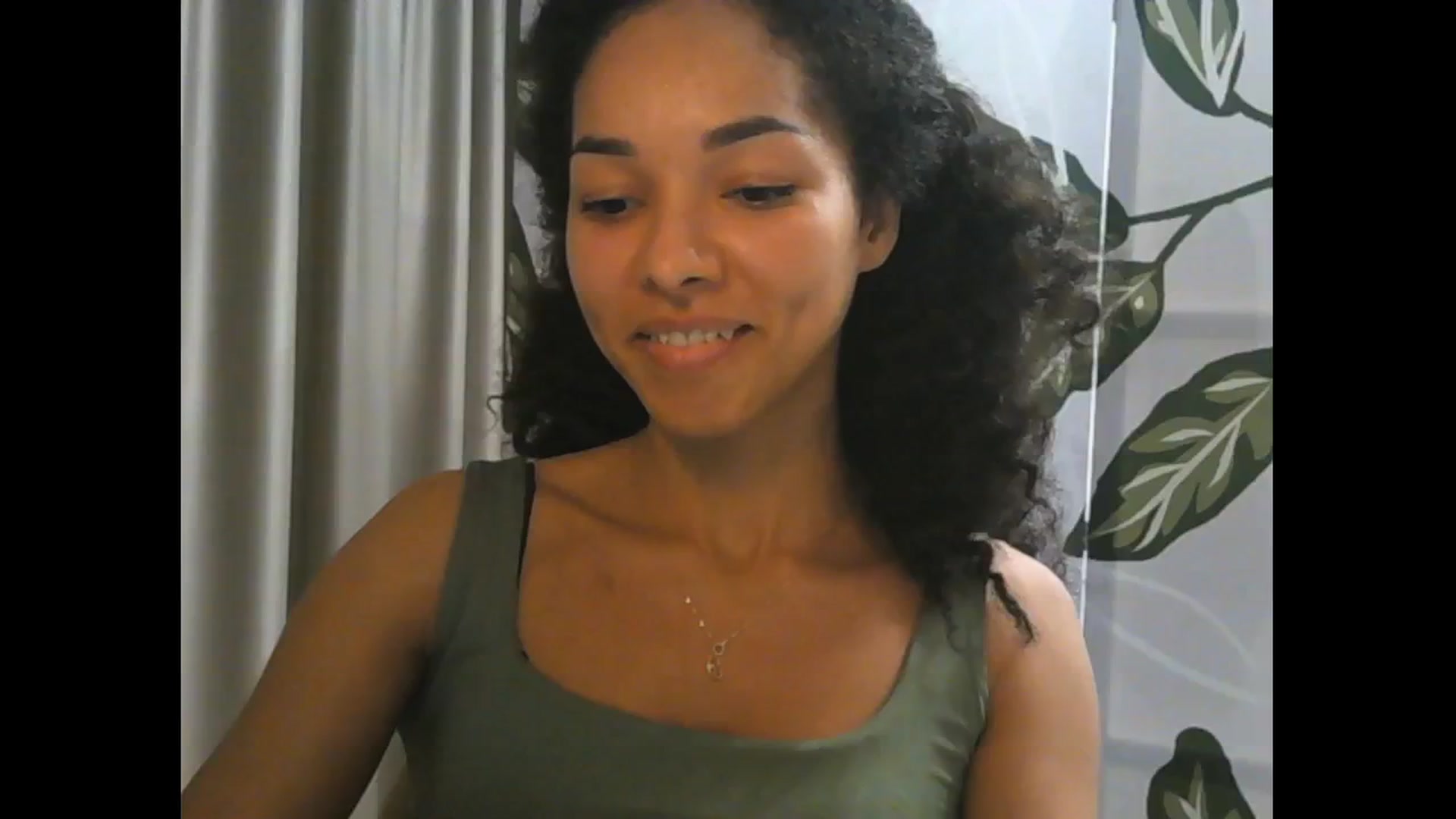 Gallery image thumbnail from Carmel_Dee's myfreecams stream on, 10/18/2024, 13:57 image 14 of 20
